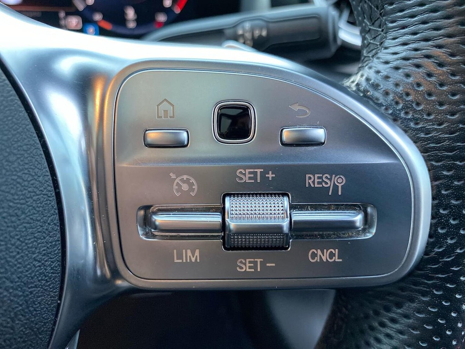 Used Mercedes-Benz CLA 2022 for sale - 76492406: Photo 27