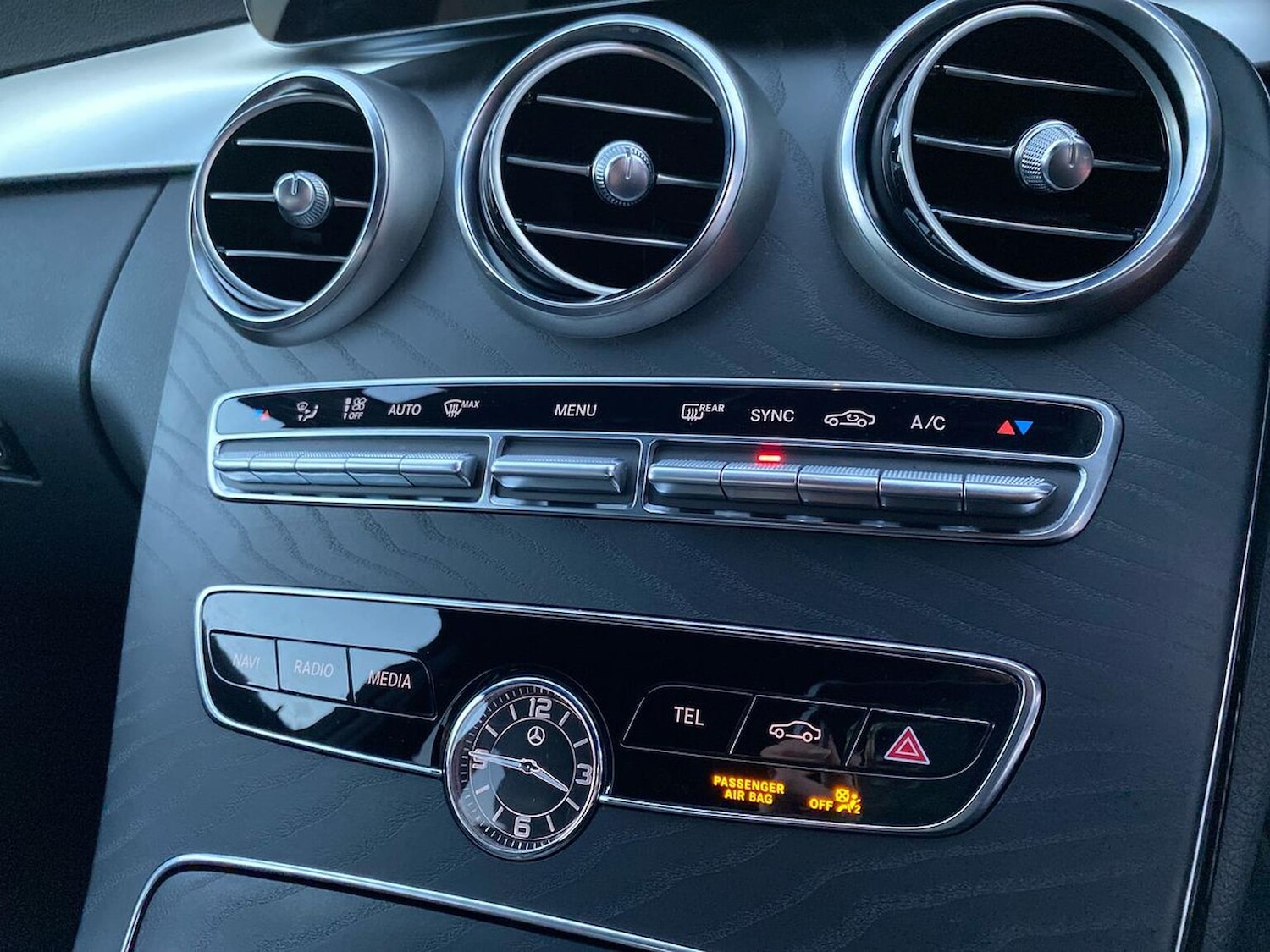 Used Mercedes-Benz C Class 2019 for sale - 76736669: Photo 12