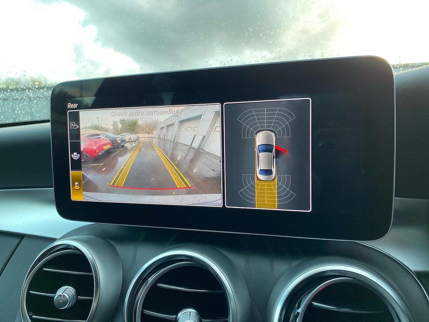 Used Mercedes-Benz C Class 2019 for sale - 76736669: Photo 23