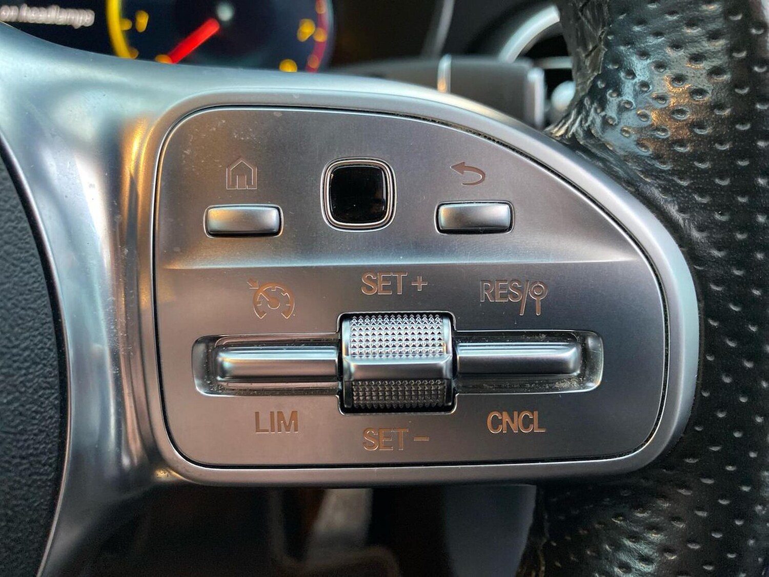 Used Mercedes-Benz C Class 2019 for sale - 76736669: Photo 27