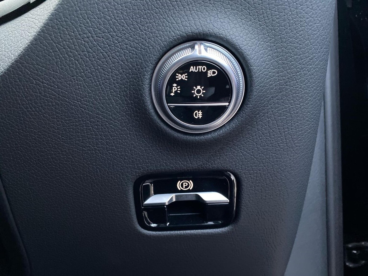 Used Mercedes-Benz GLC 2024 for sale - 76791883: Photo 22