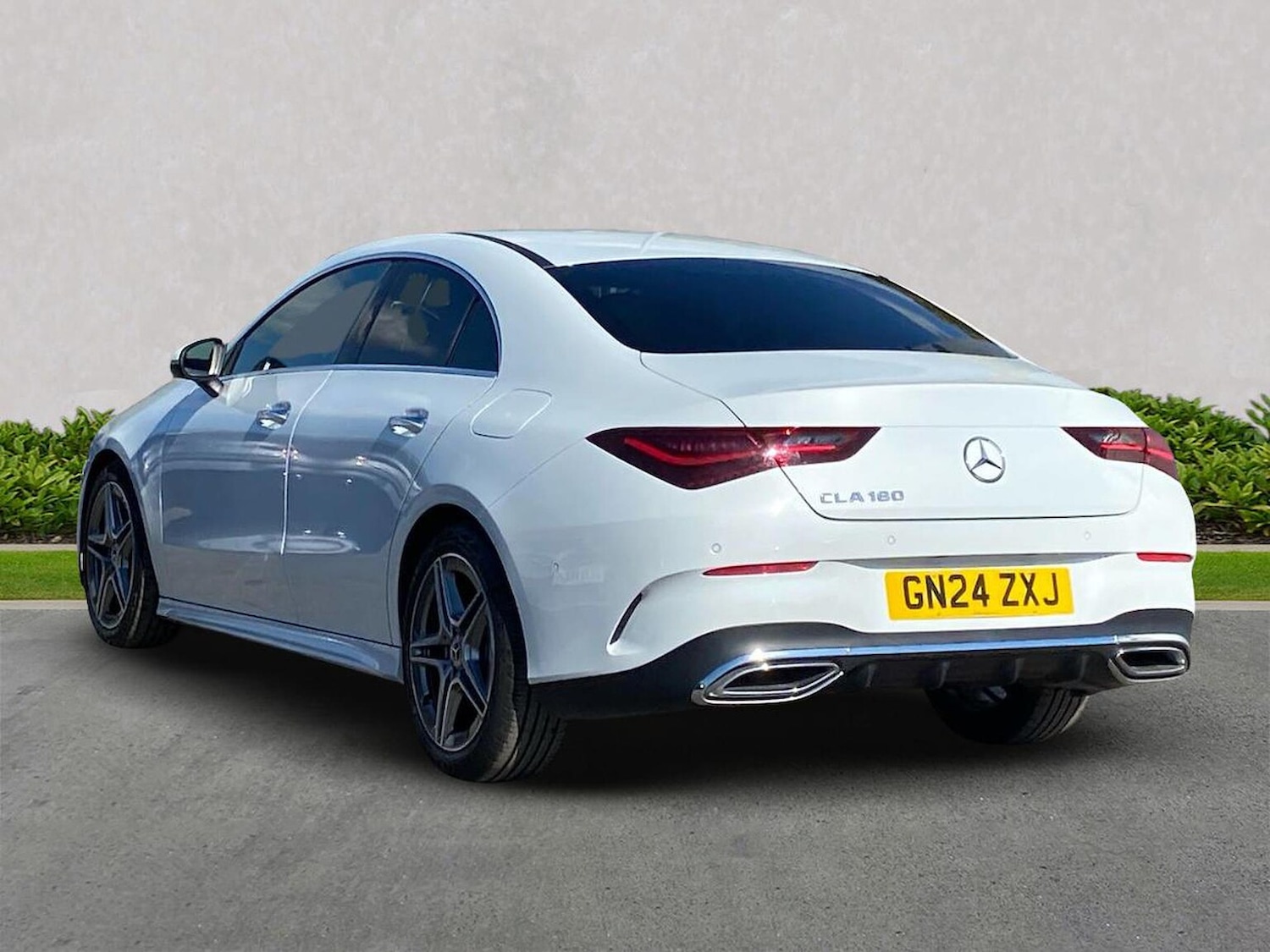 Used Mercedes-Benz CLA 2024 for sale - 76127263: Photo 2