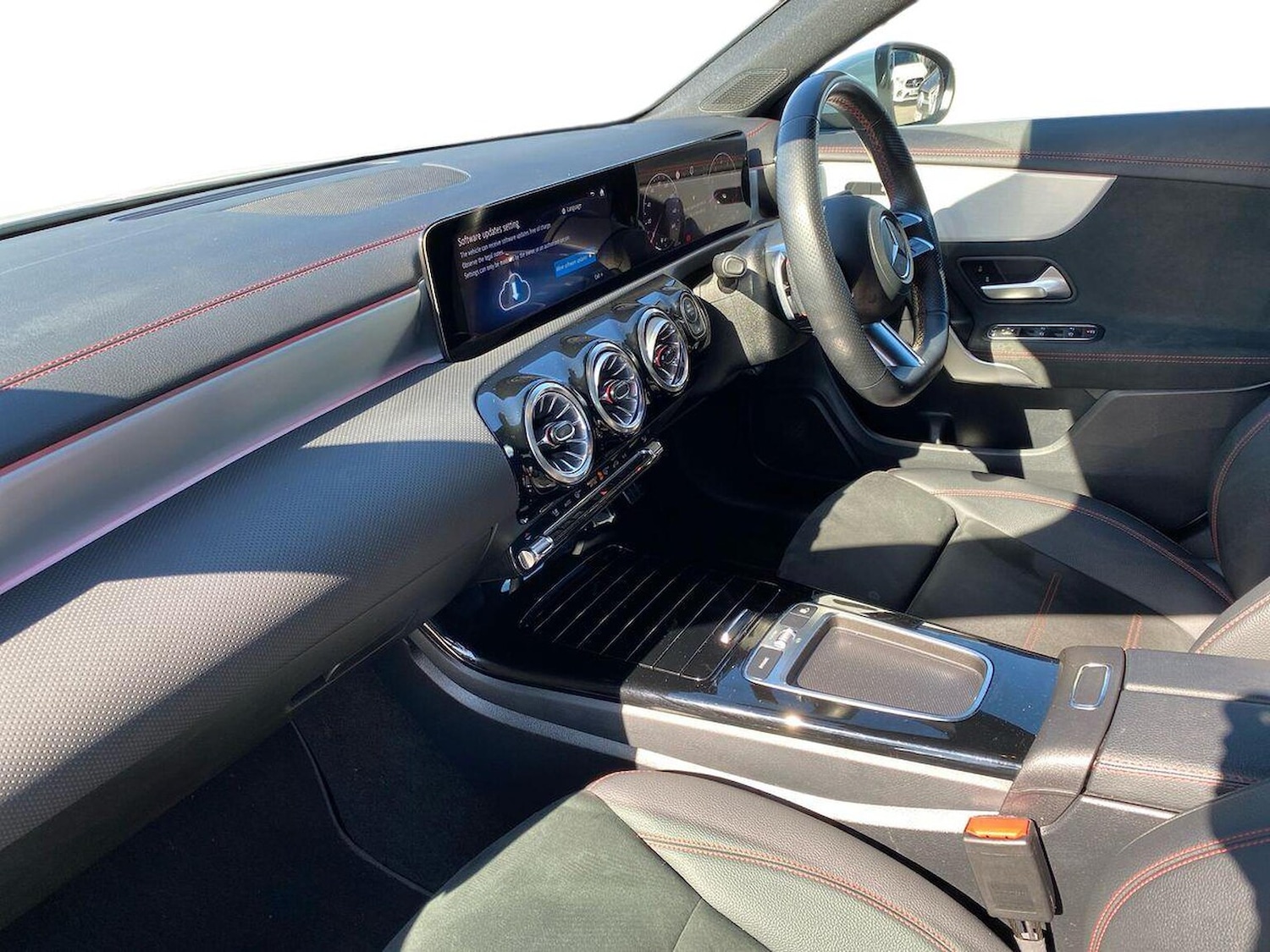 Used Mercedes-Benz CLA 2024 for sale - 76127263: Photo 7