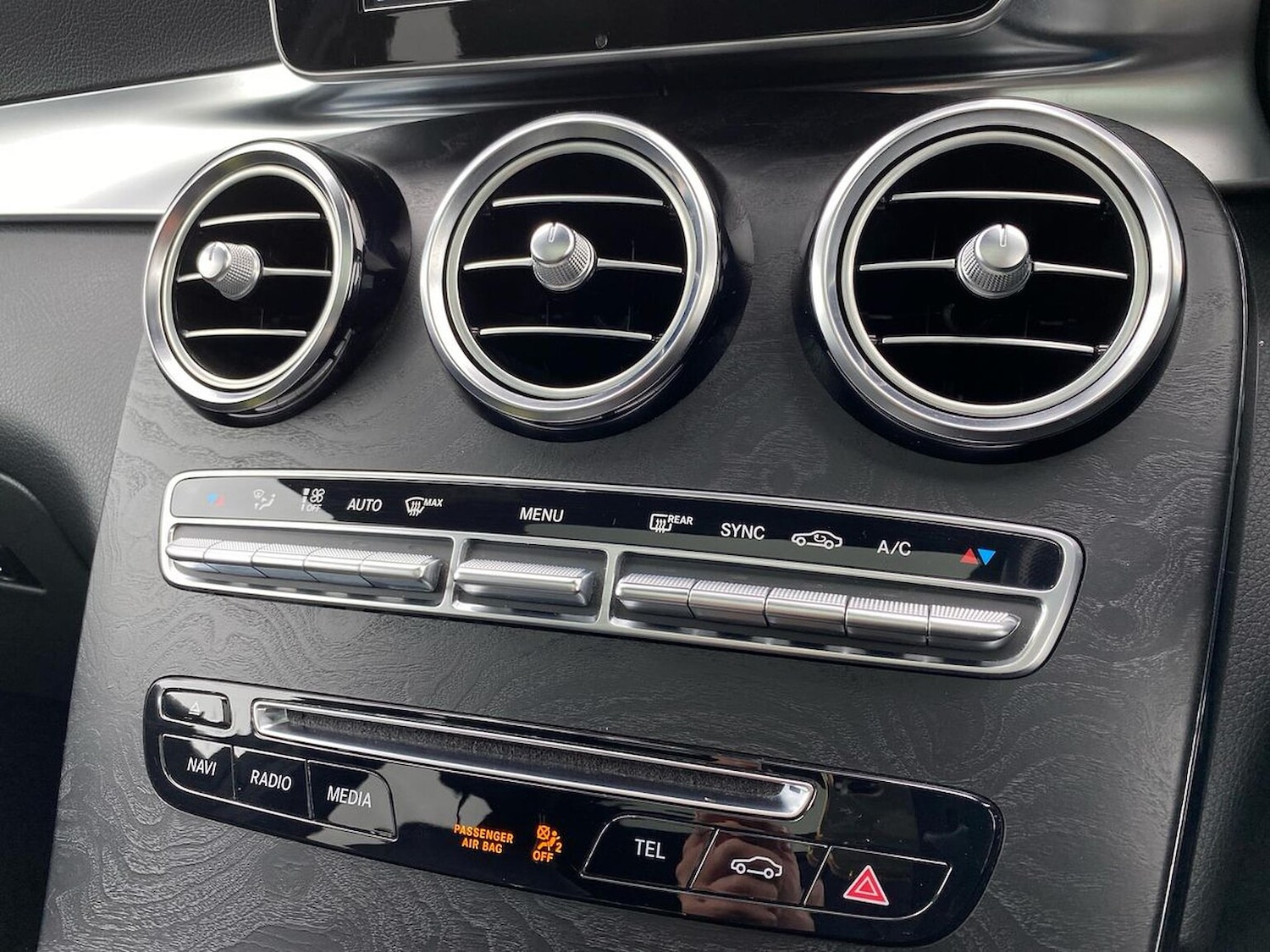 Used Mercedes-Benz CLA 2021 for sale - 76464646: Photo 12