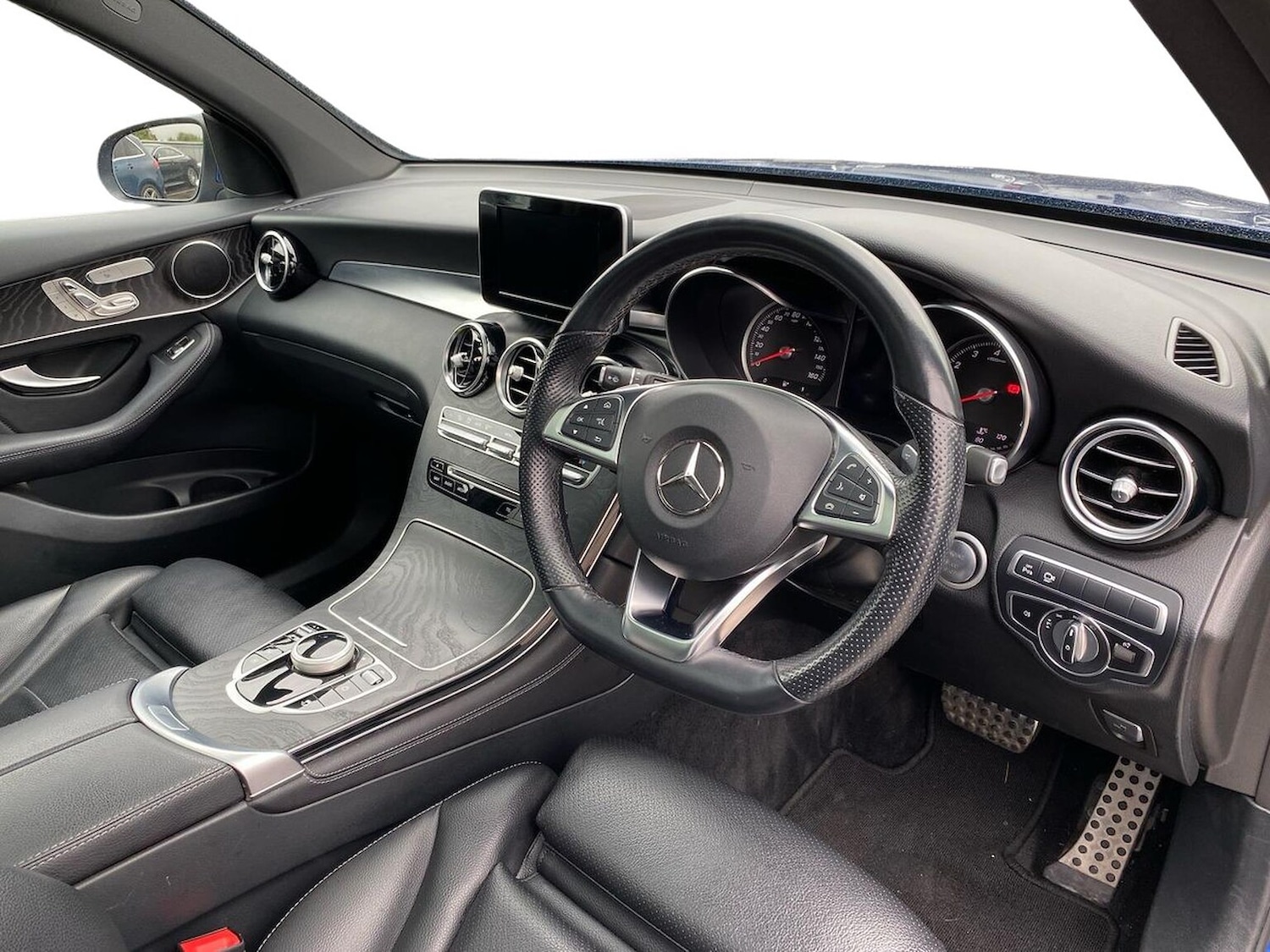 Used Mercedes-Benz CLA 2021 for sale - 76464646: Photo 15
