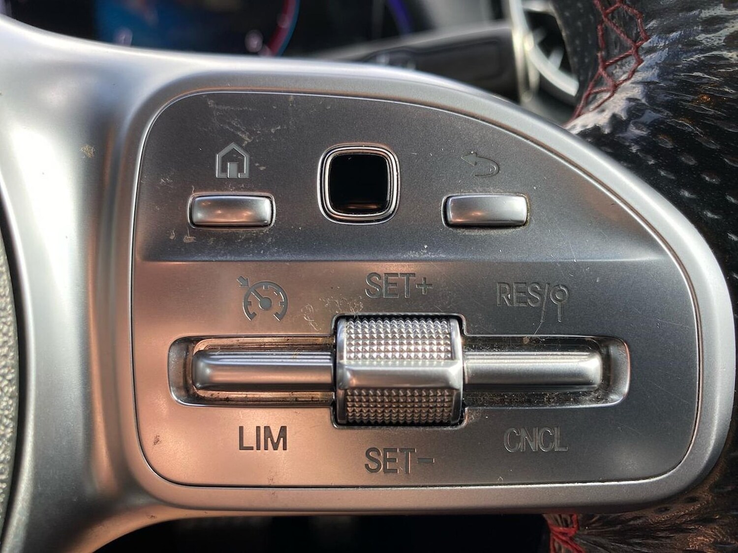 Used Mercedes-Benz GLB 2021 for sale - 76101353: Photo 27