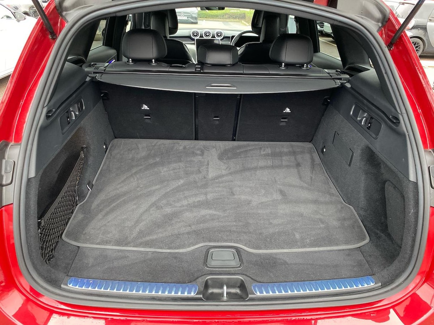 Used Mercedes-Benz GLC 2024 for sale - 76687354: Photo 17