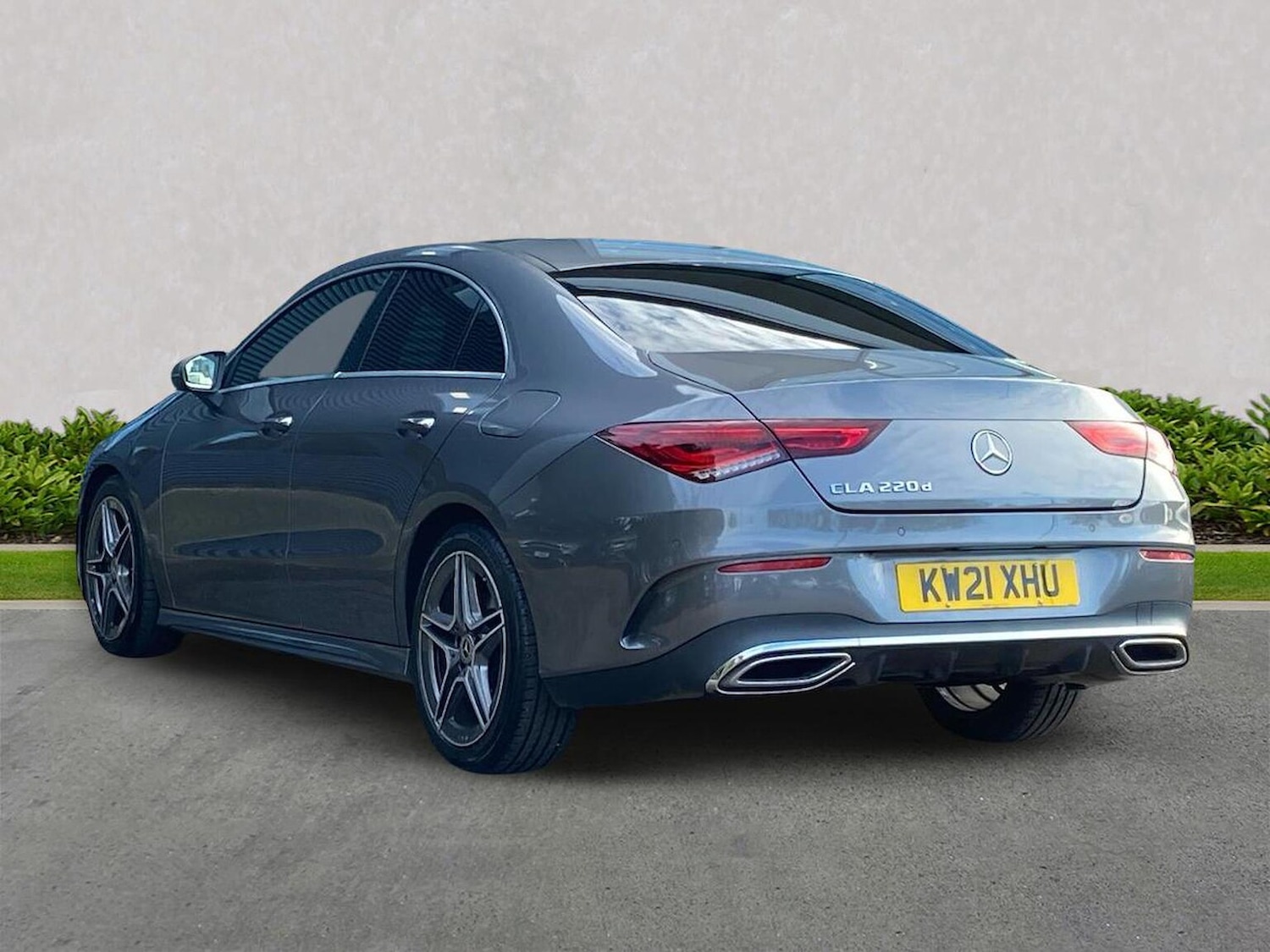 Used Mercedes-Benz CLA 2021 for sale - 76566517: Photo 2