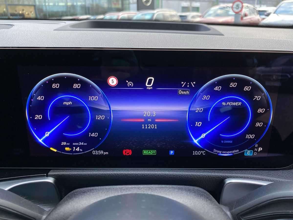 Used Mercedes-Benz EQB 2025 for sale - 77687975: Photo 10