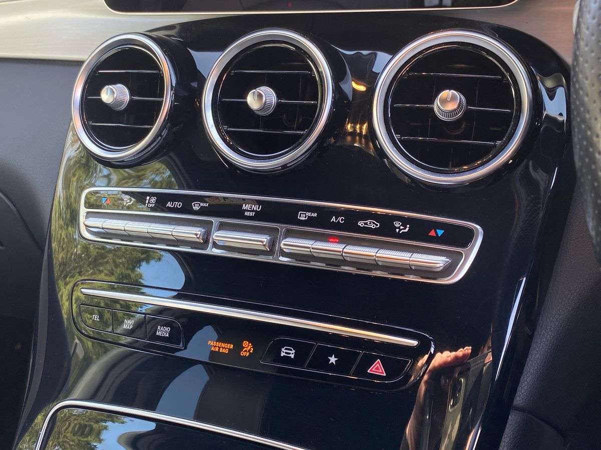 Used Mercedes-Benz GLC 2022 for sale - 78196222: Photo 12