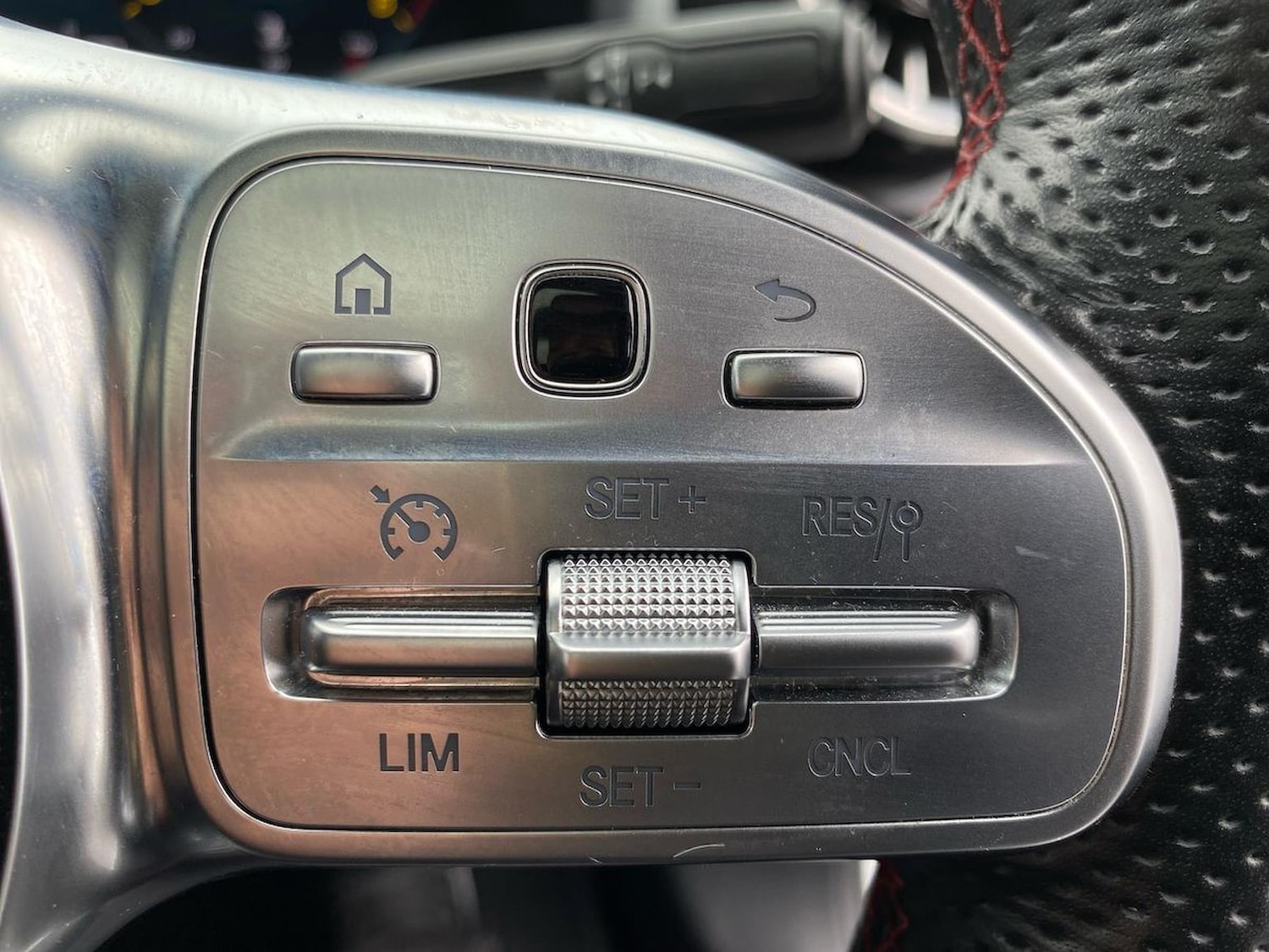 Used Mercedes-Benz CLA 2020 for sale - 76449589: Photo 27