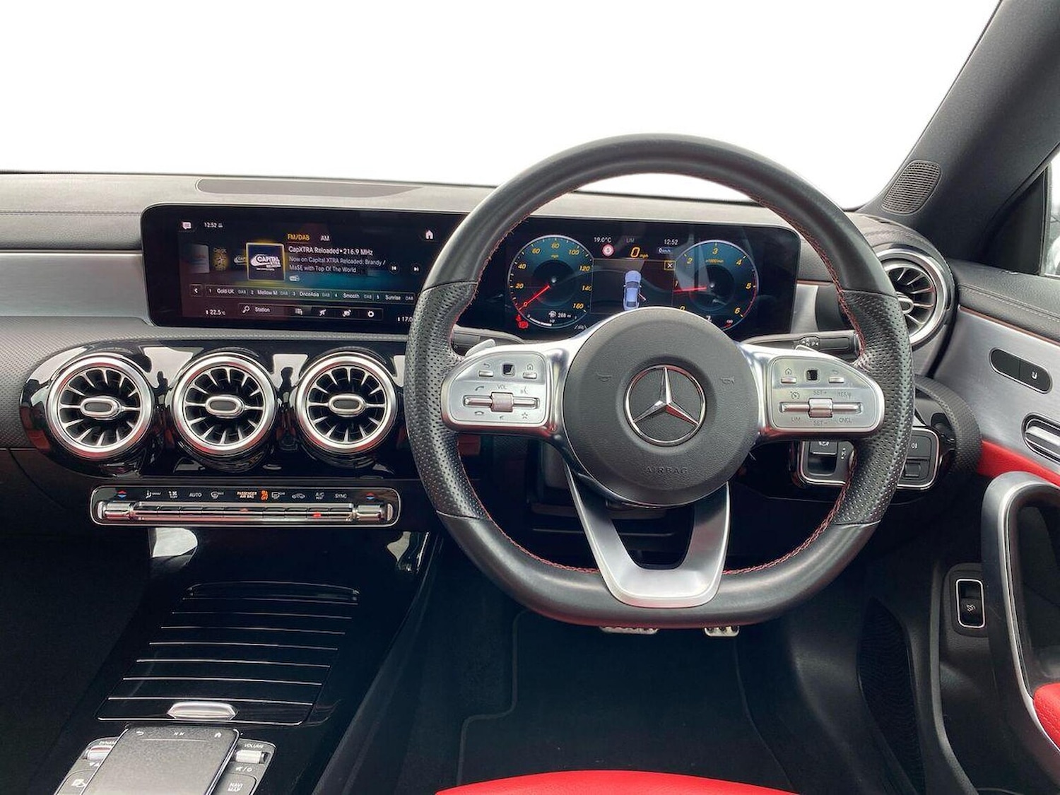 Used Mercedes-Benz CLA 2020 for sale - 76449589: Photo 9