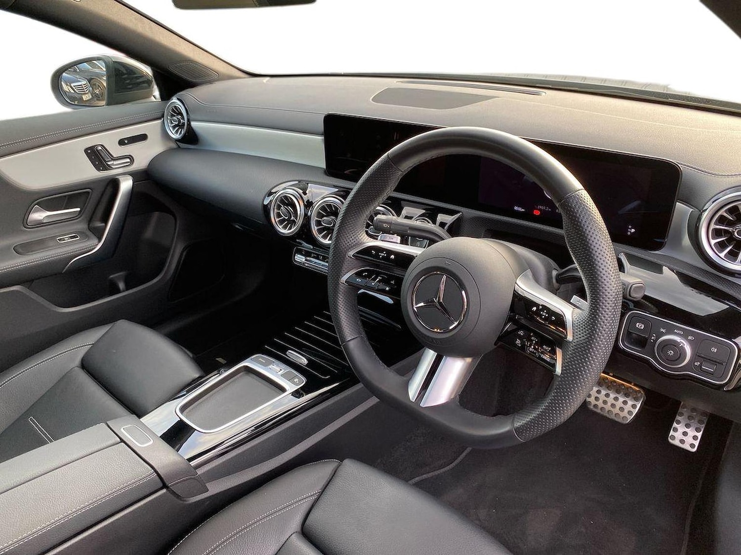 Used Mercedes-Benz CLA 2024 for sale - 76127236: Photo 15