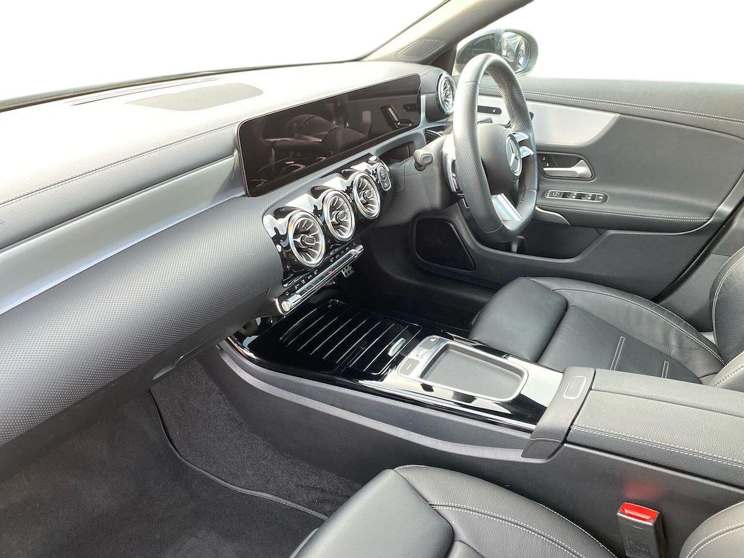 Used Mercedes-Benz CLA 2024 for sale - 76127236: Photo 7