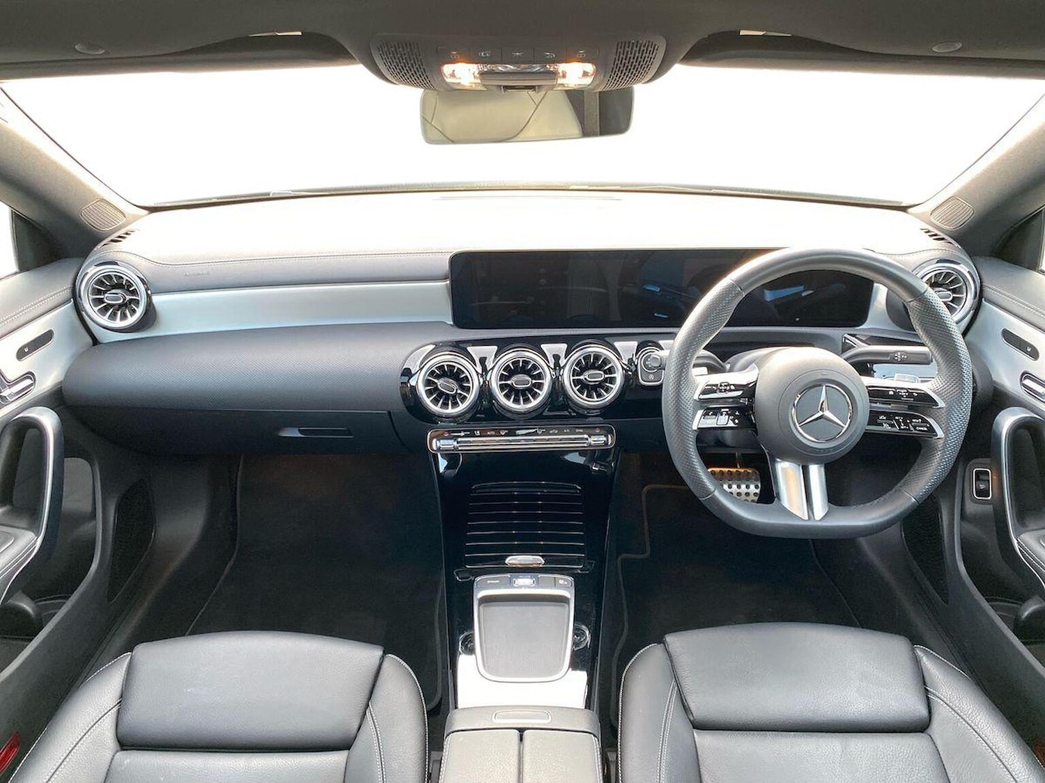 Used Mercedes-Benz CLA 2024 for sale - 76127236: Photo 8