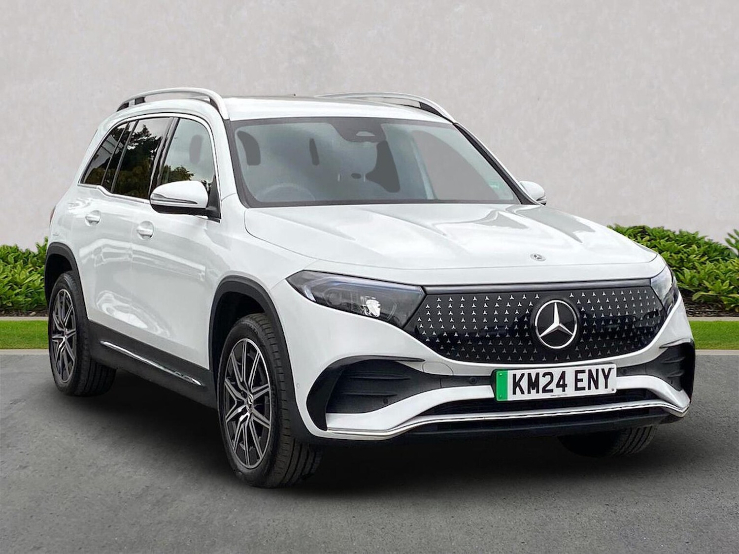 Used Mercedes-Benz EQB 2024 for sale - 76114378: Photo 1