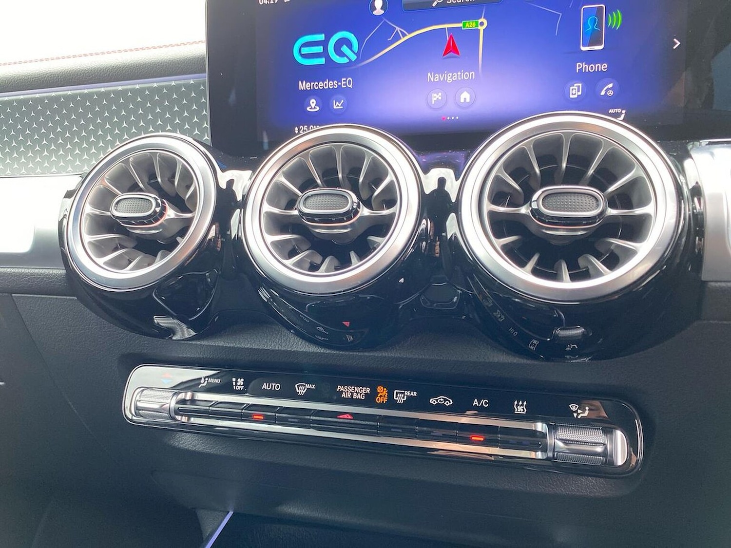 Used Mercedes-Benz EQB 2024 for sale - 76114378: Photo 12