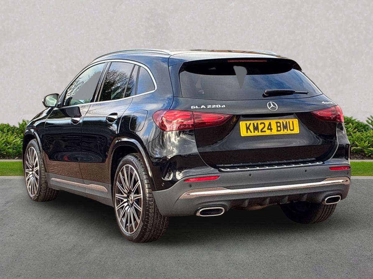 Used Mercedes-Benz GLA 2024 for sale - 77931701: Photo 2