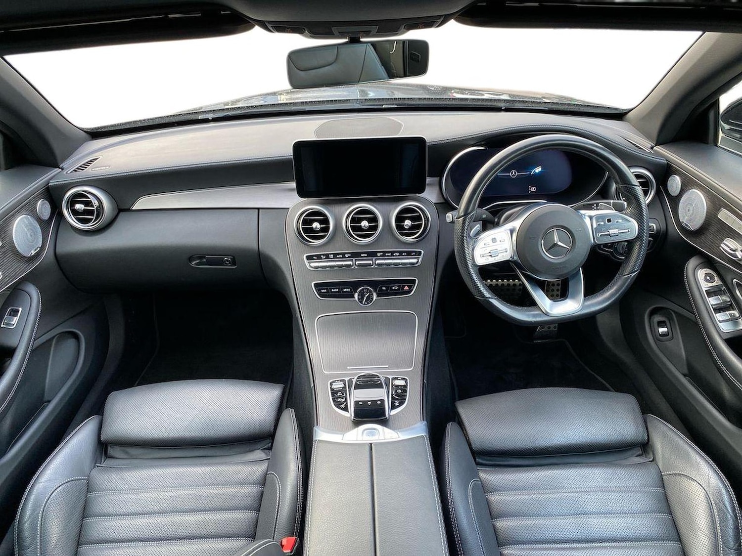 Used Mercedes-Benz C Class 2022 for sale - 76693316: Photo 8