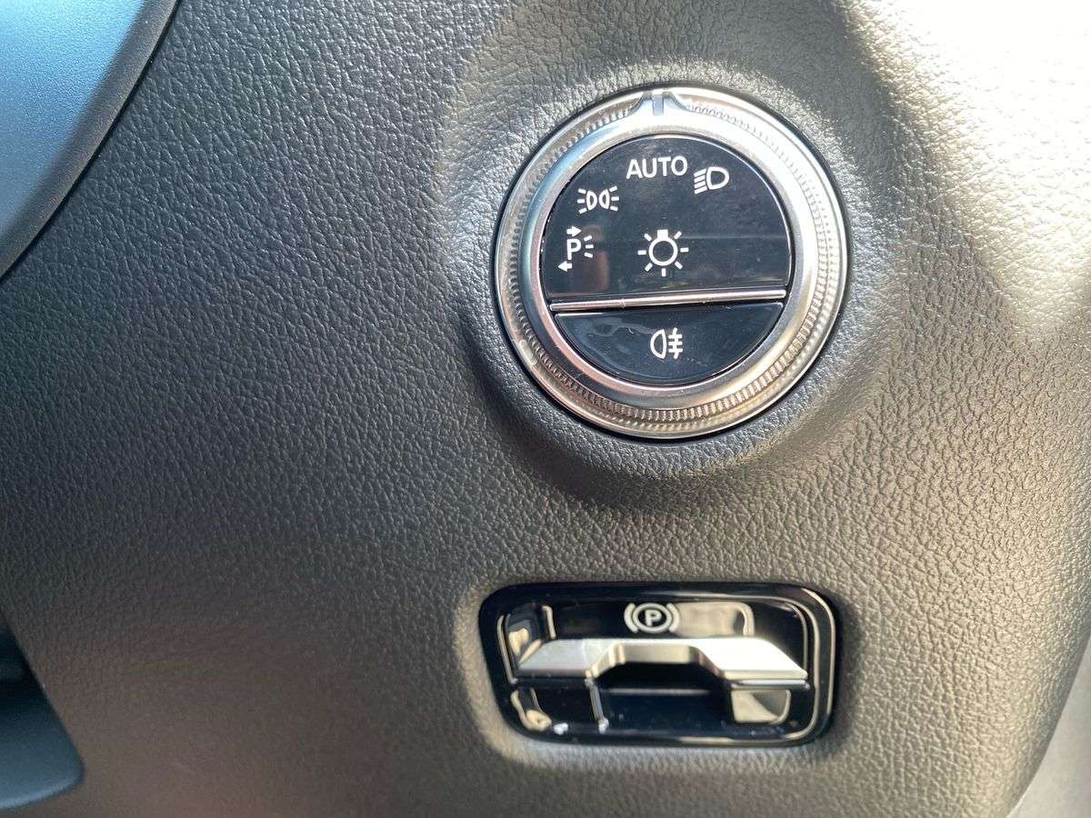 Used Mercedes-Benz C Class 2025 for sale - 78192530: Photo 22