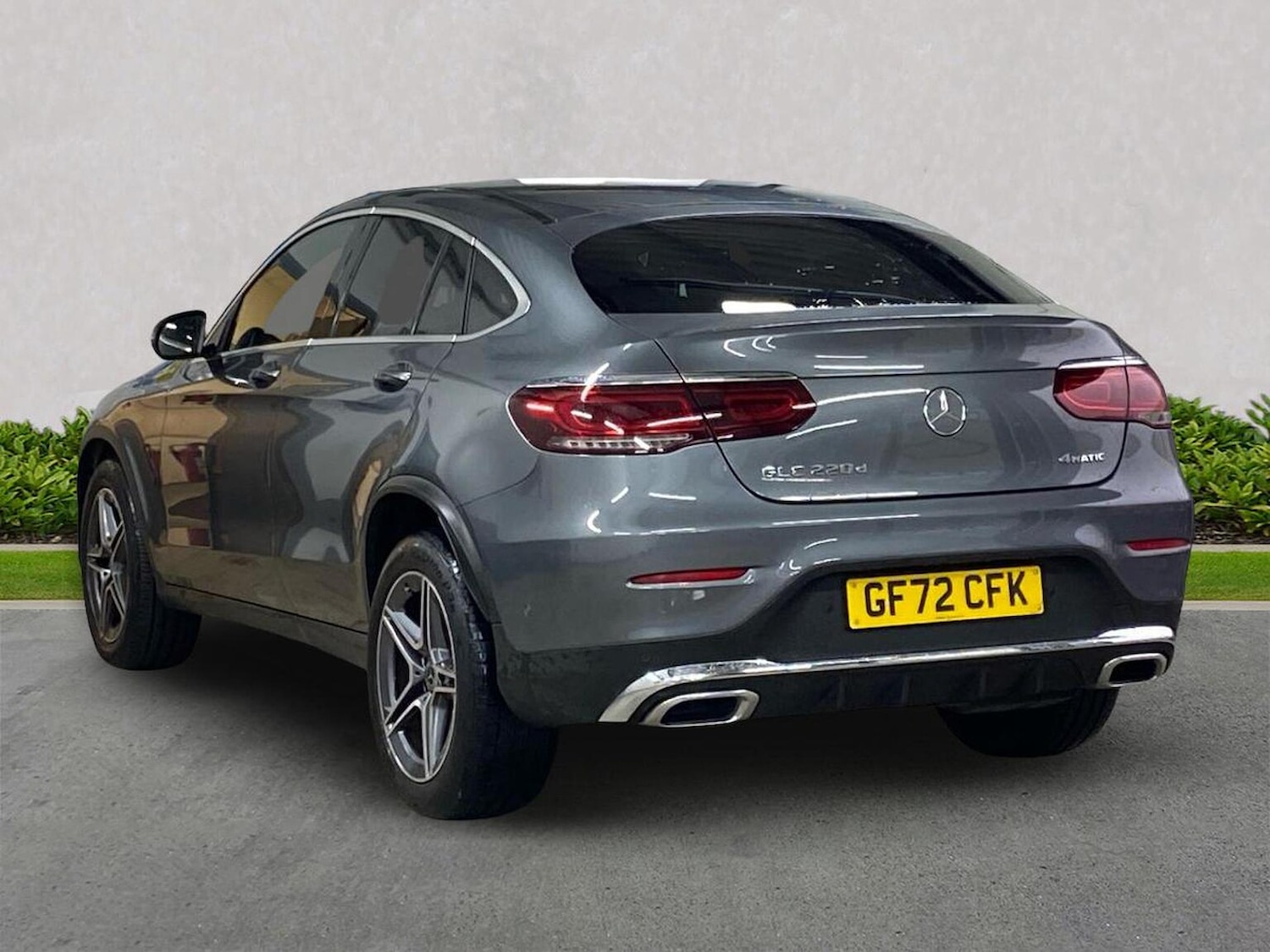 Used Mercedes-Benz GLC 2022 for sale - 76637716: Photo 2