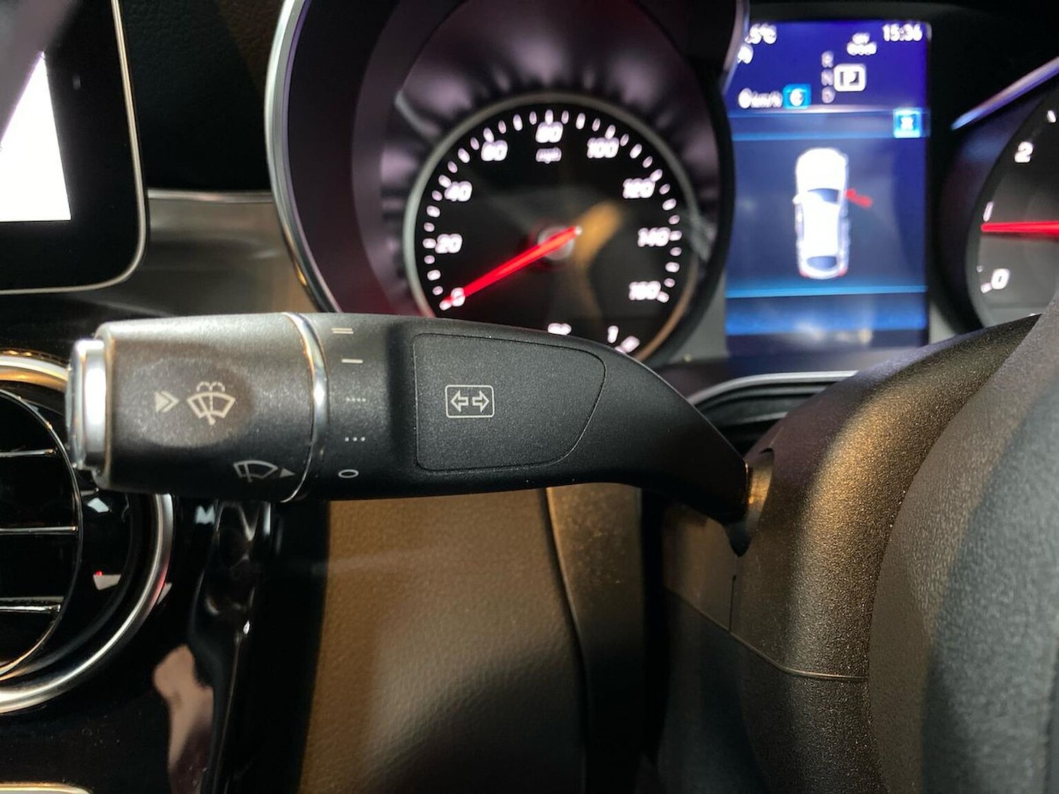 Used Mercedes-Benz GLC 2022 for sale - 76637716: Photo 28