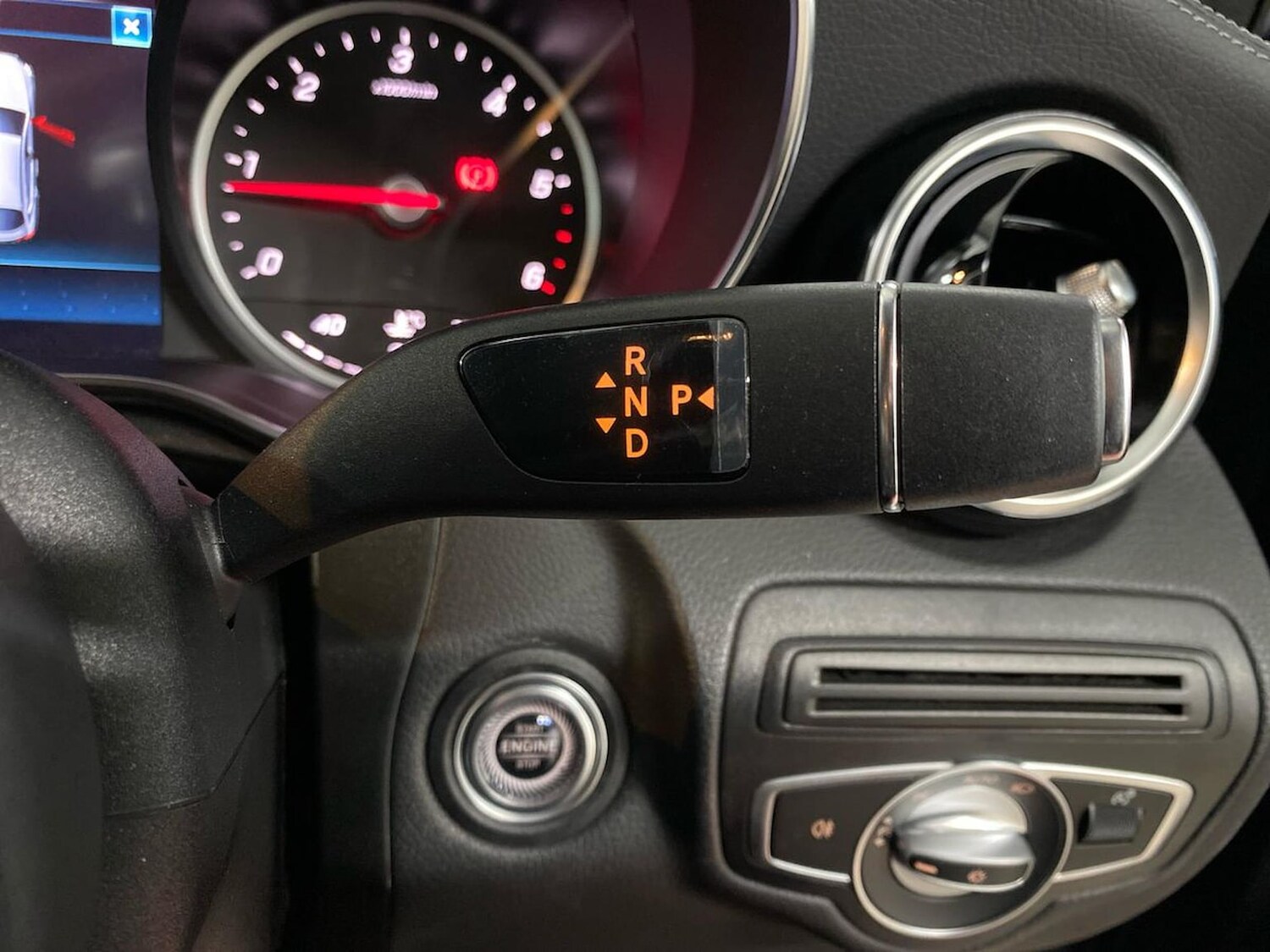 Used Mercedes-Benz GLC 2022 for sale - 76637716: Photo 29