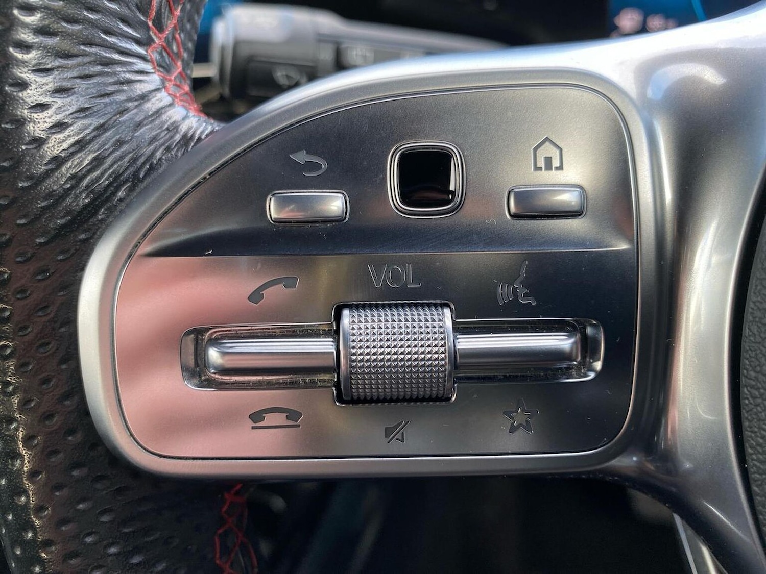 Used Mercedes-Benz GLB 2022 for sale - 76407404: Photo 26