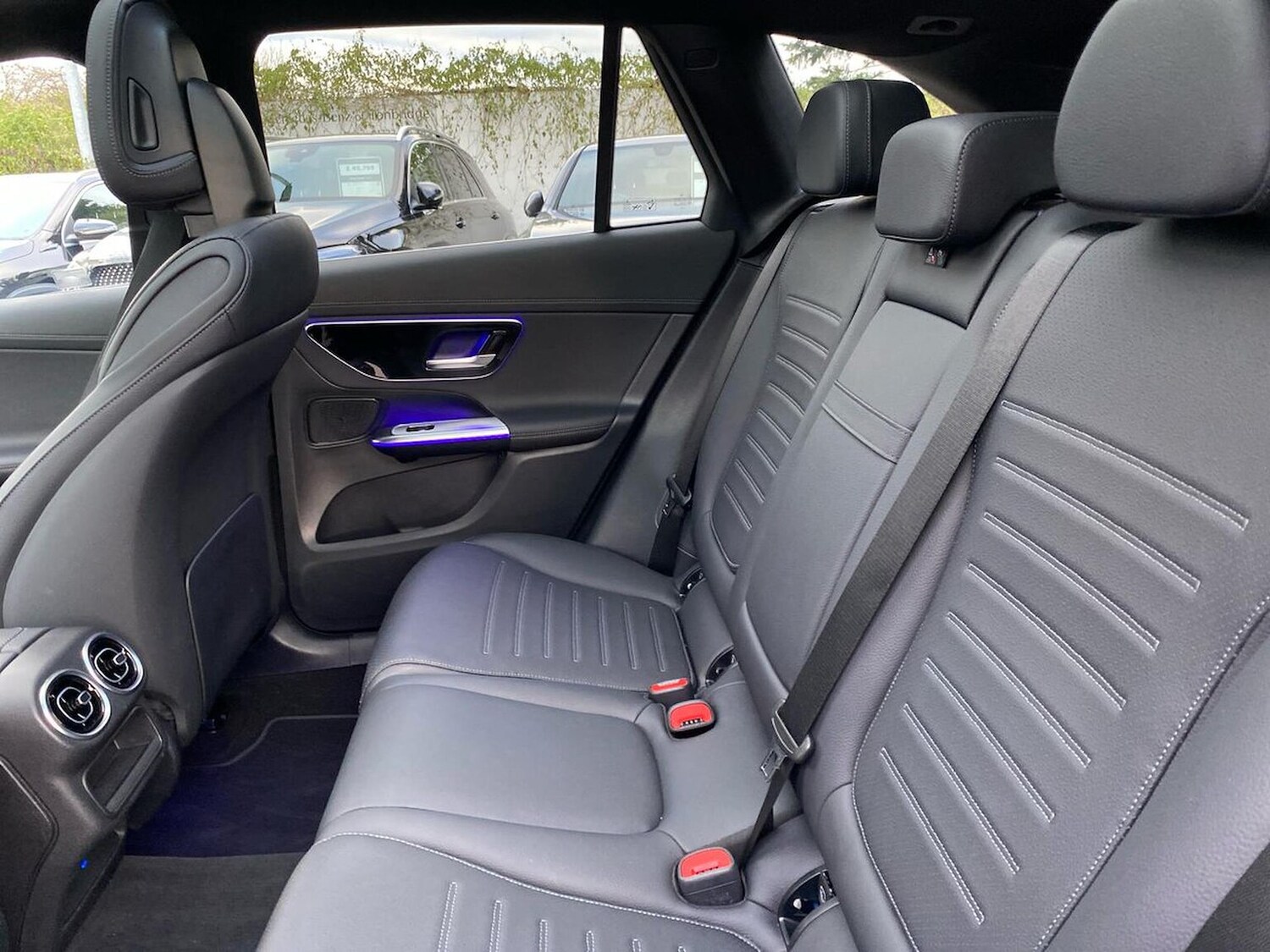 Used Mercedes-Benz GLC 2024 for sale - 76799350: Photo 16