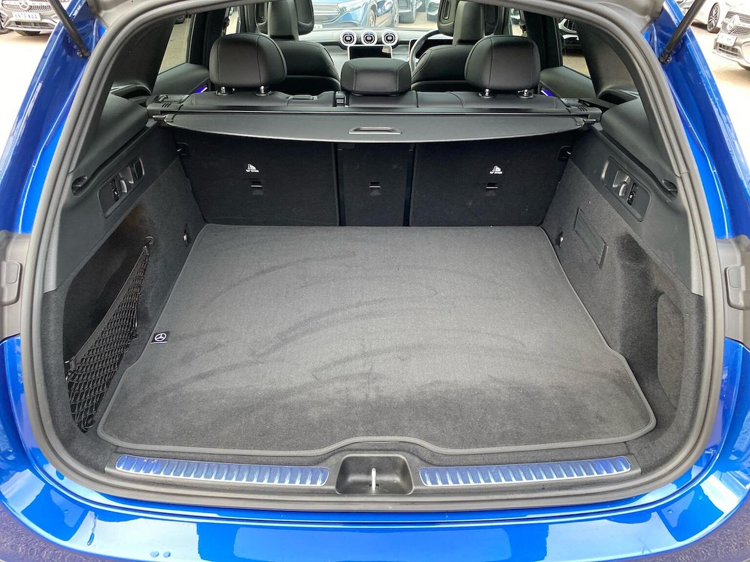 Used Mercedes-Benz GLC 2024 for sale - 76799350: Photo 17