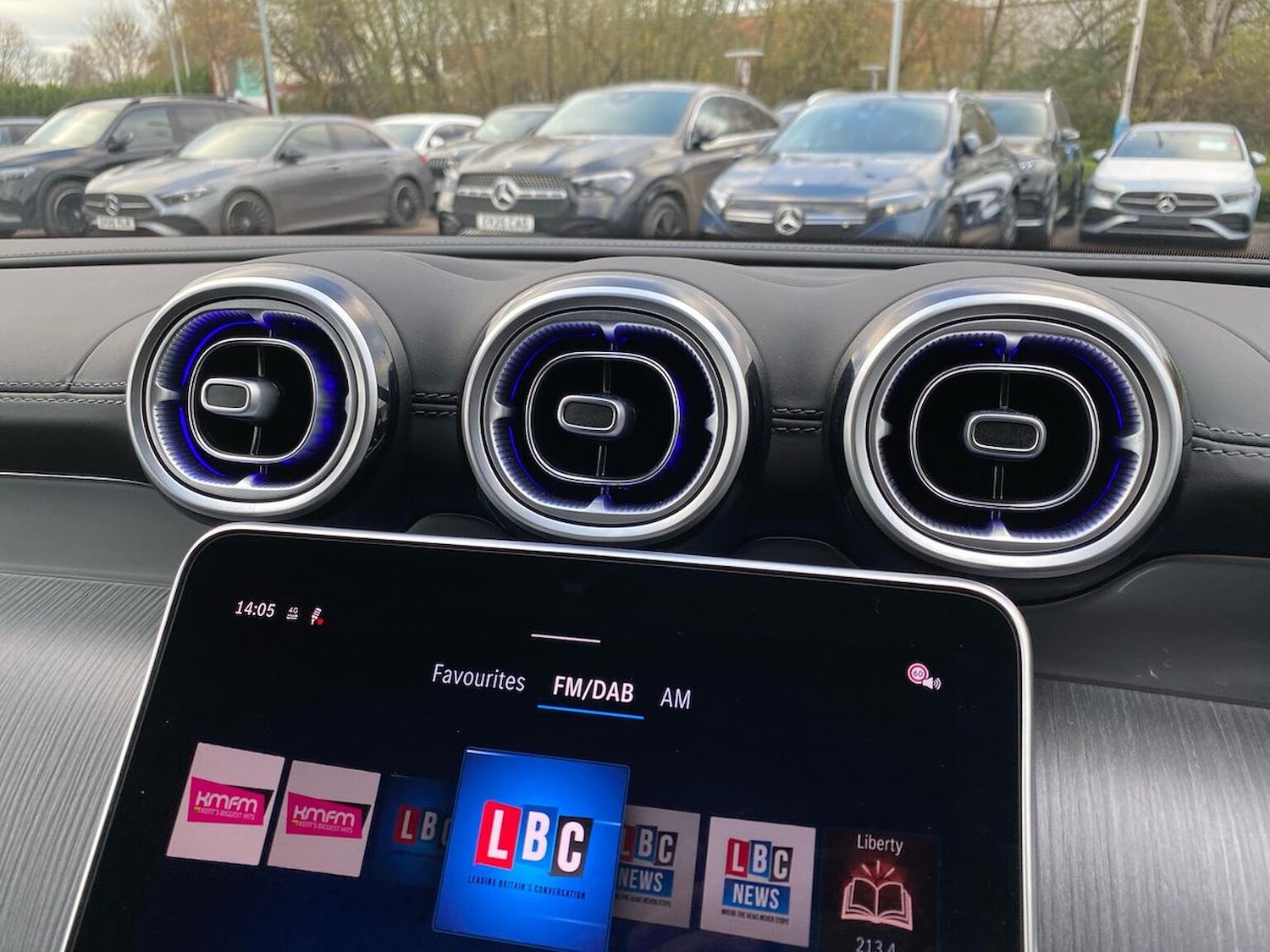 Used Mercedes-Benz GLC 2024 for sale - 76799350: Photo 39