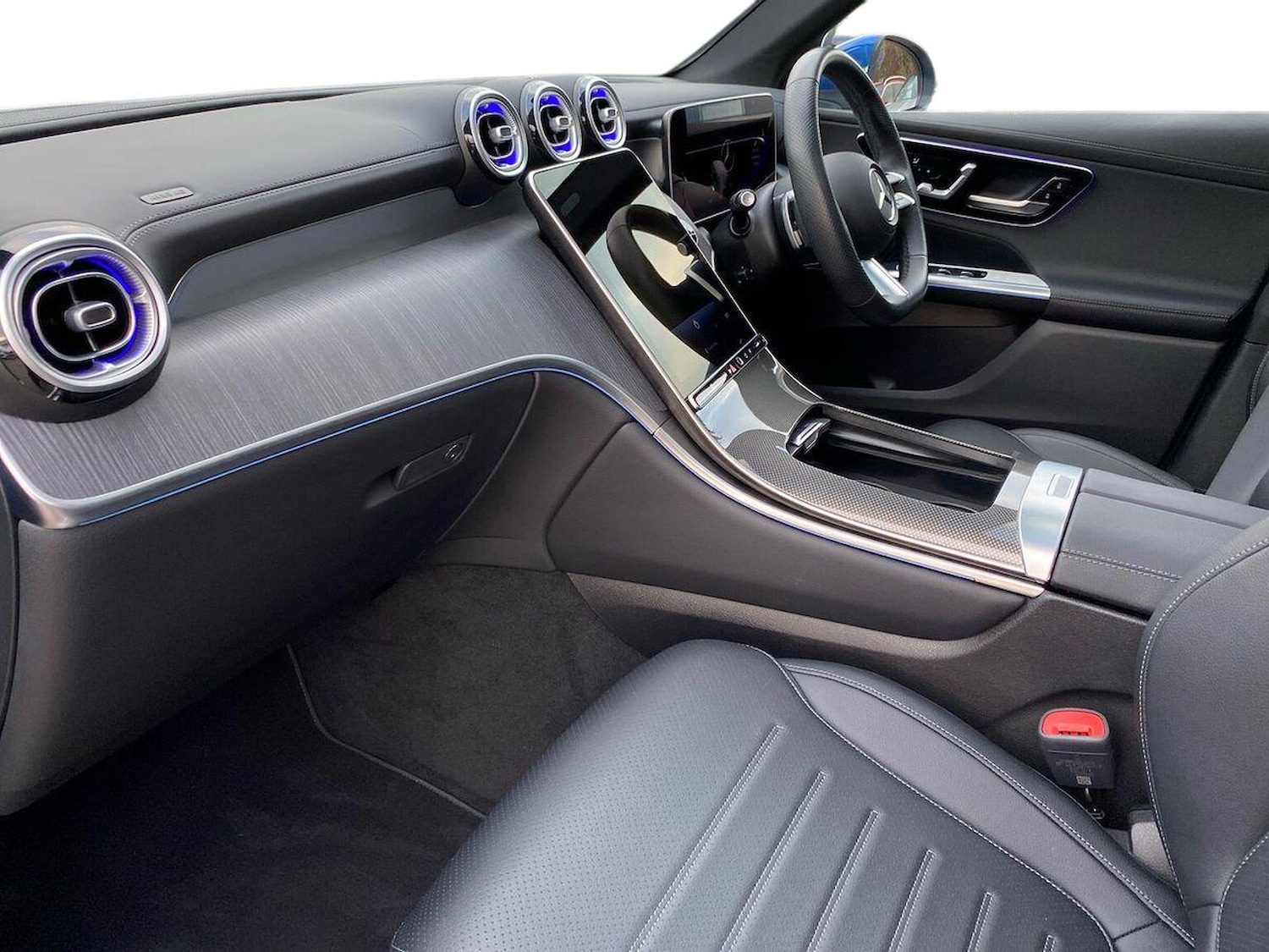 Used Mercedes-Benz GLC 2024 for sale - 76799350: Photo 7