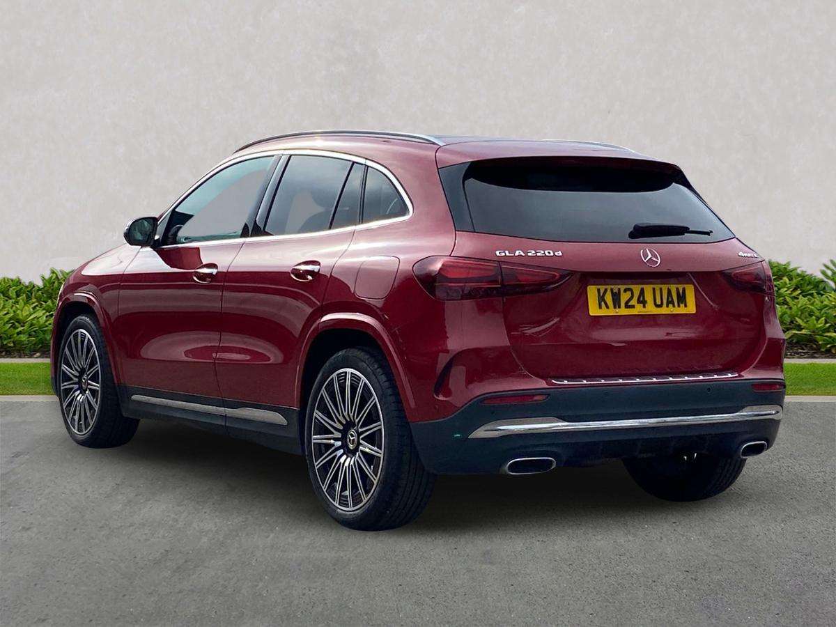 Used Mercedes-Benz GLA 2024 for sale - 78196217: Photo 2