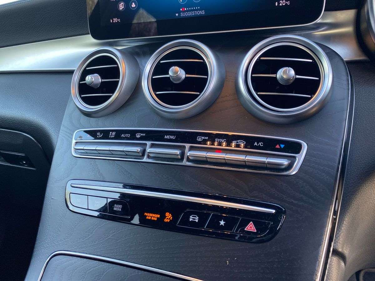 Used Mercedes-Benz GLC 2020 for sale - 78191203: Photo 12