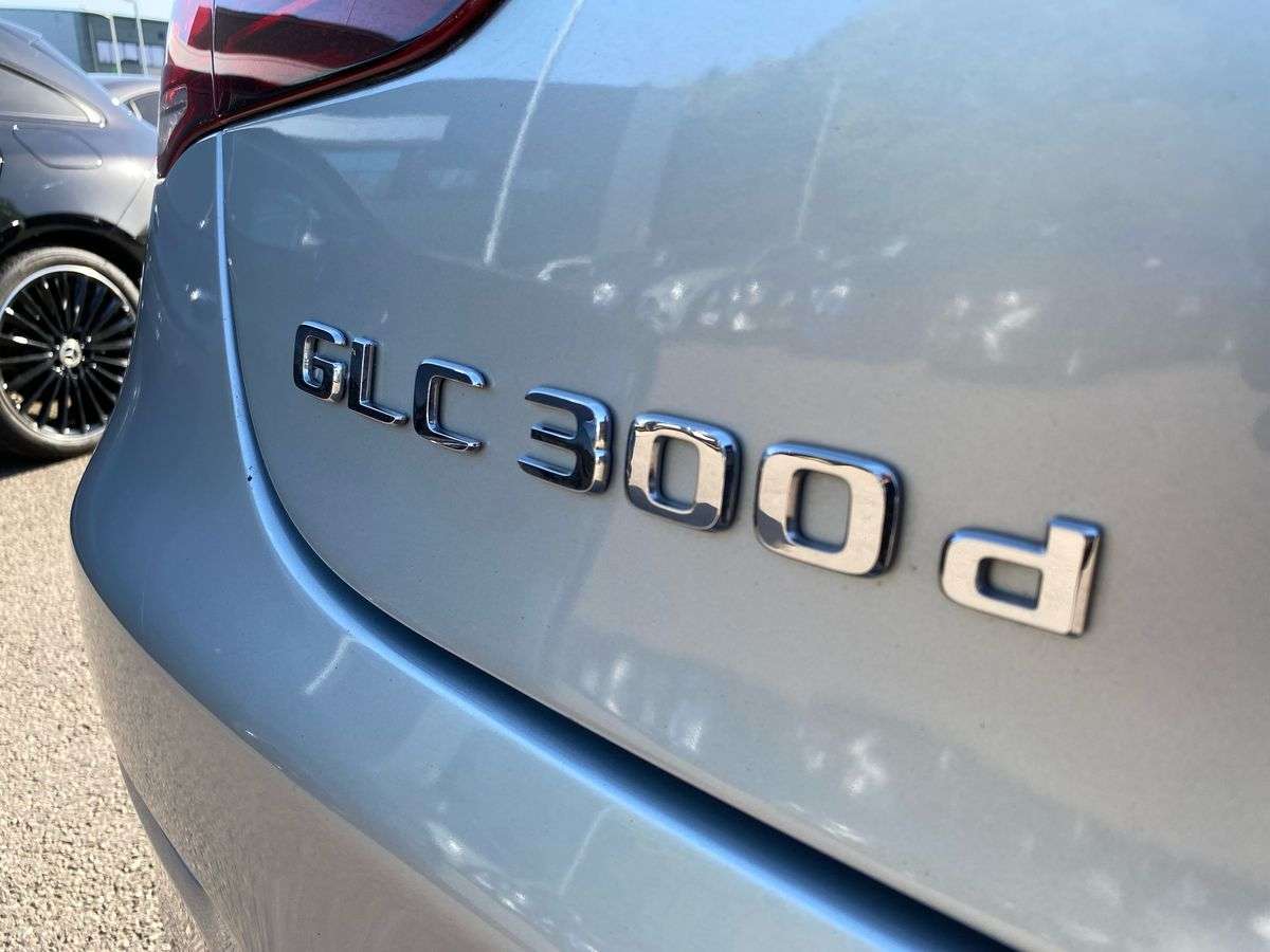 Used Mercedes-Benz GLC 2020 for sale - 78191203: Photo 35