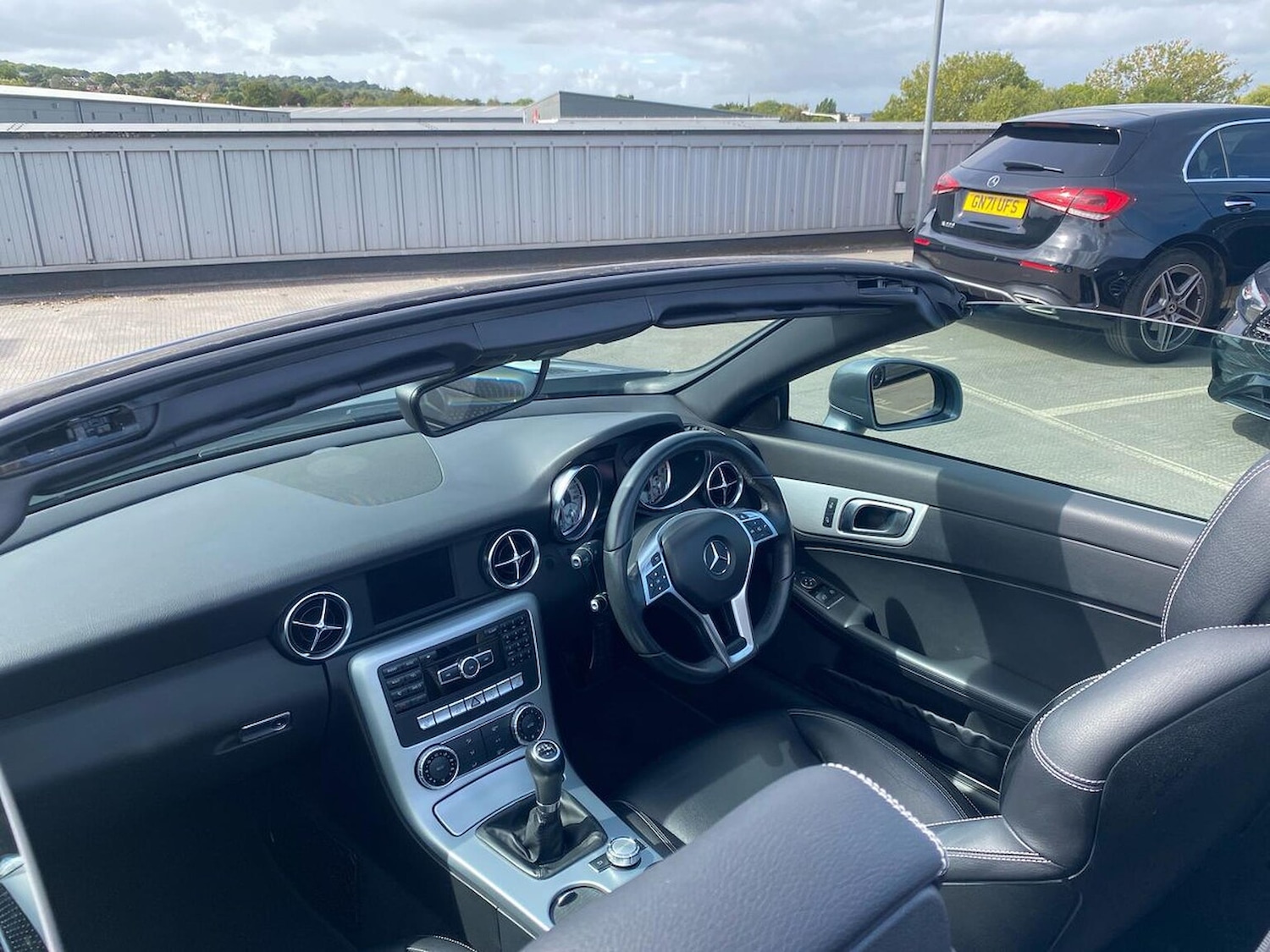 Used Mercedes-Benz SLK 2015 for sale - 76694564: Photo 13