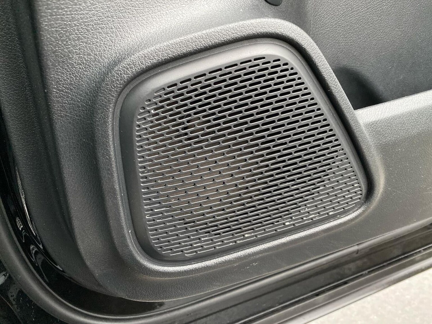 Used Mercedes-Benz GLB 2022 for sale - 76536615: Photo 31