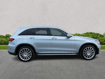 Used Mercedes-Benz GLC 2022 for sale - 75490542: Photo