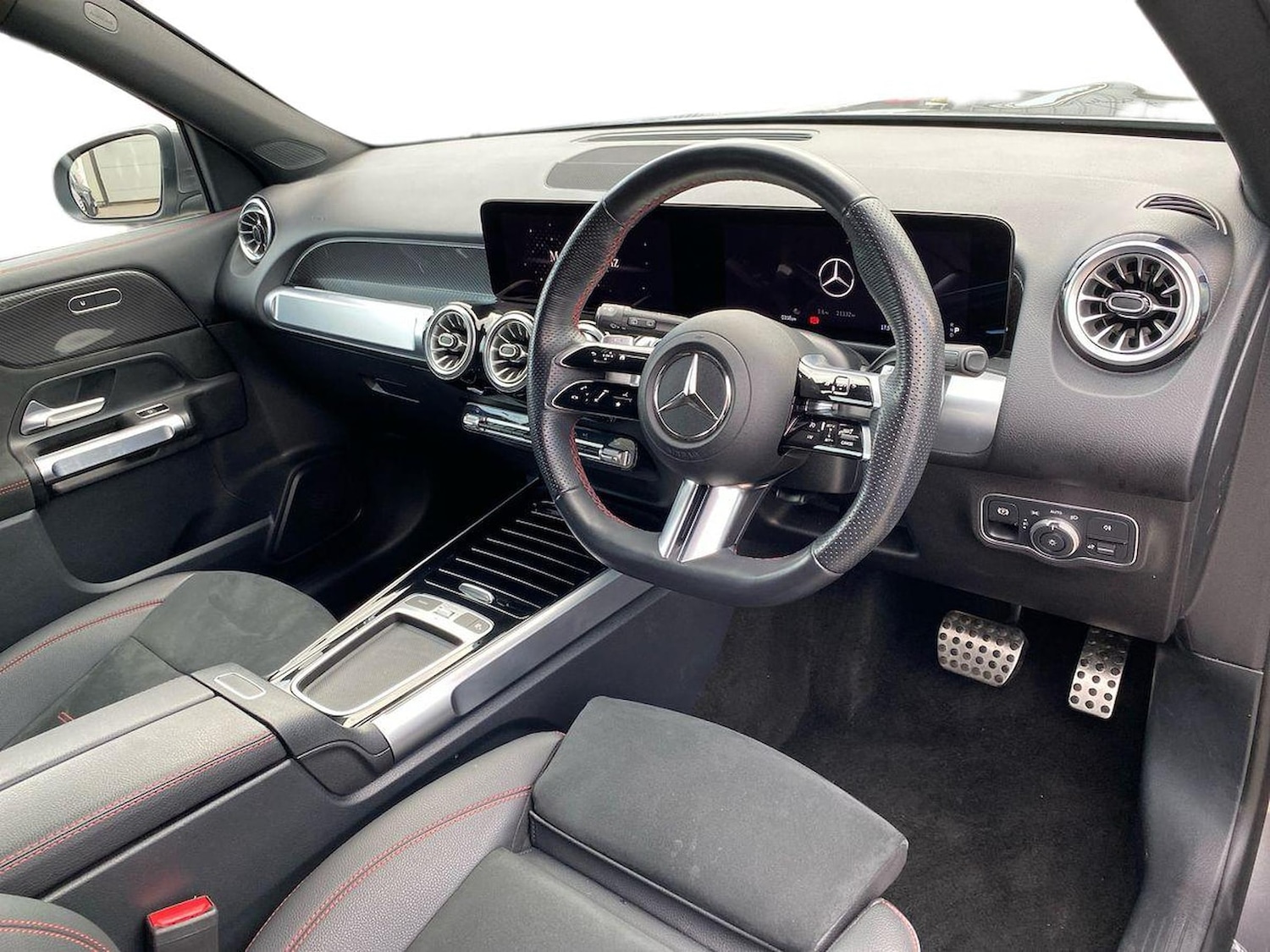 Used Mercedes-Benz GLB 2024 for sale - 76490516: Photo 15