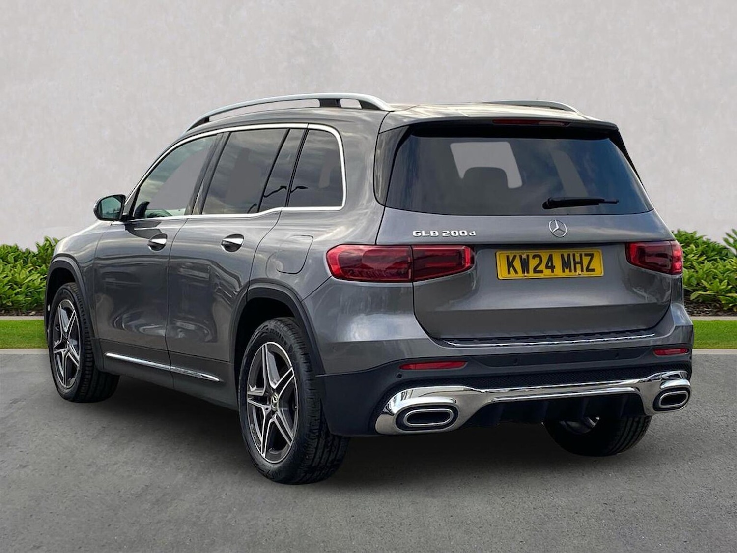 Used Mercedes-Benz GLB 2024 for sale - 76490516: Photo 2