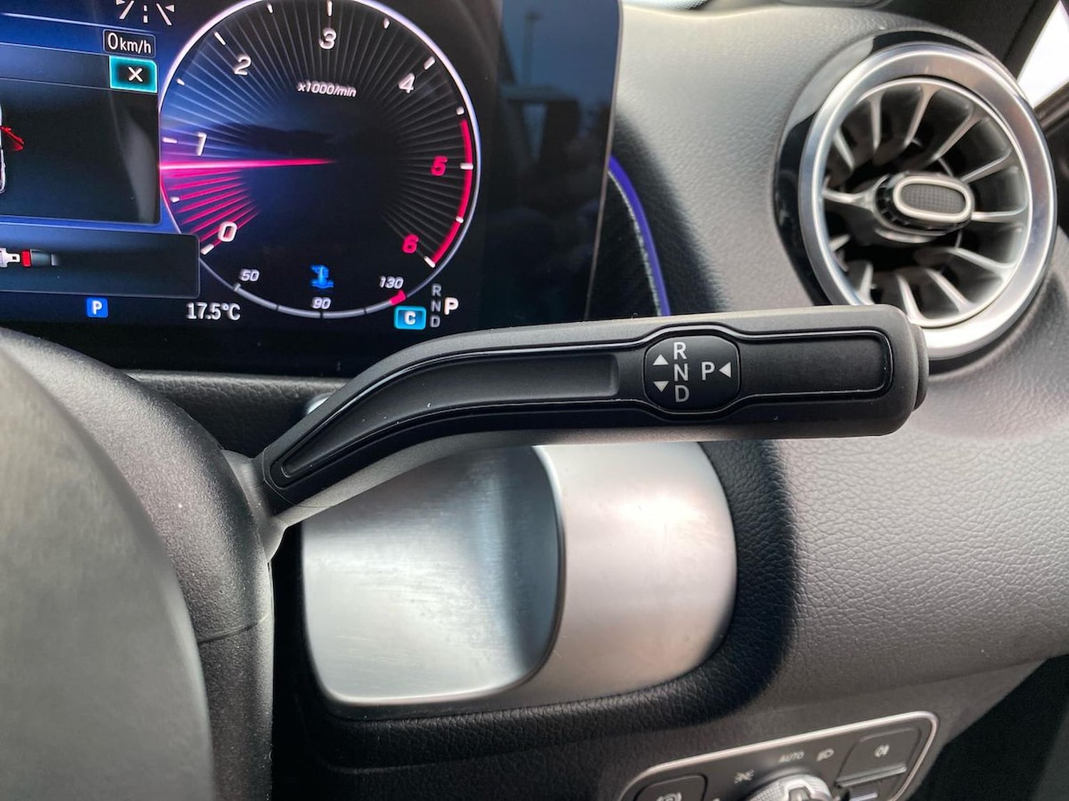 Used Mercedes-Benz GLB 2024 for sale - 76490516: Photo 29