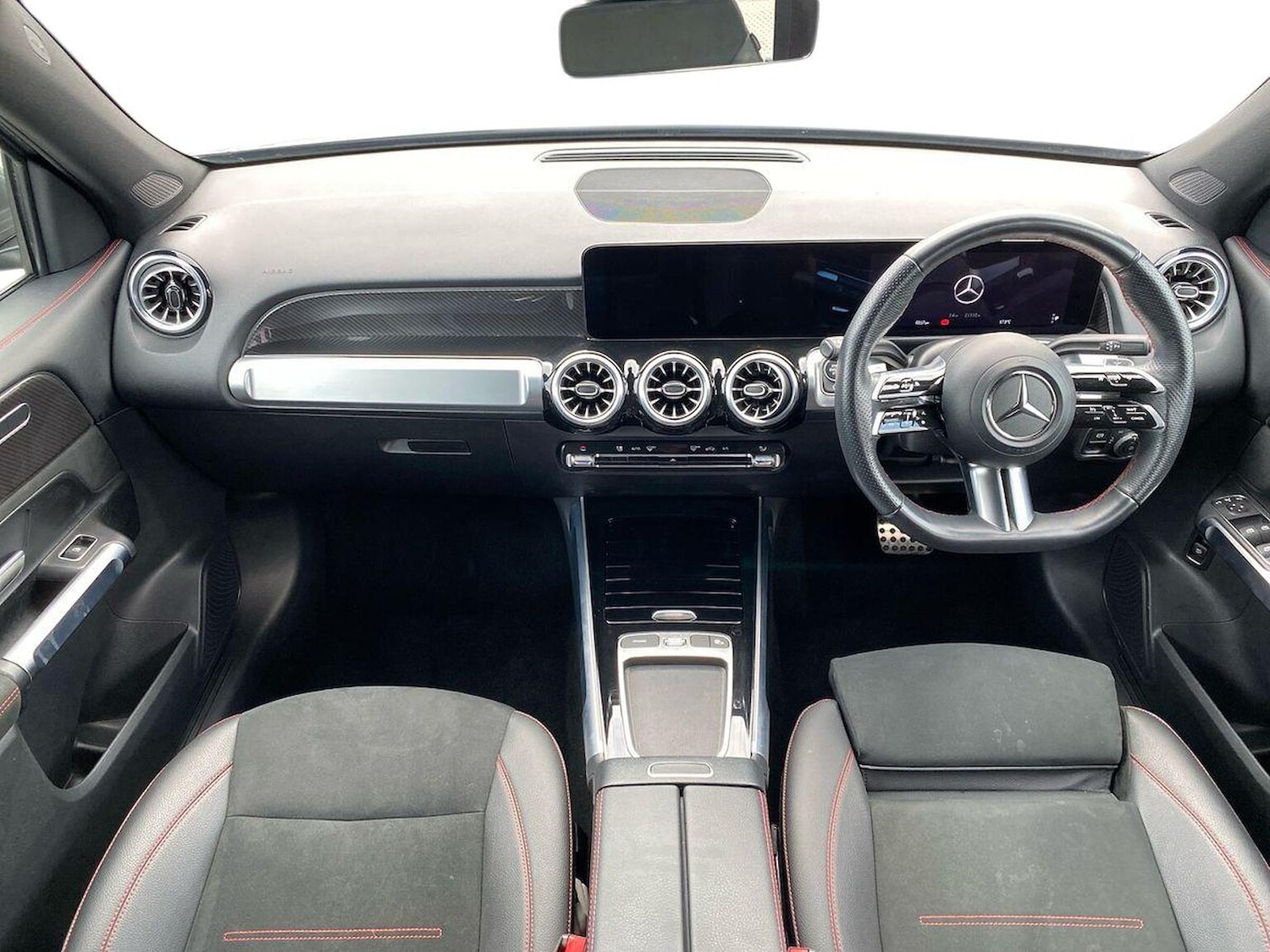 Used Mercedes-Benz GLB 2024 for sale - 76490516: Photo 8