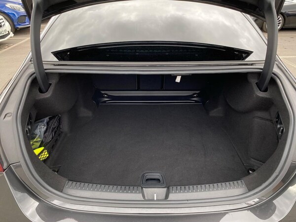 Used Mercedes-Benz E-Class 2024 for sale - 76143008: Photo 17