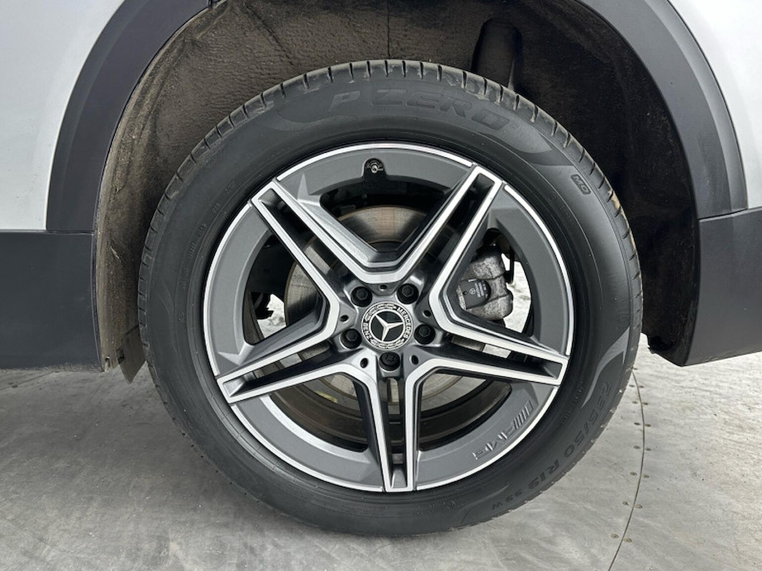 Used Mercedes-Benz GLB 2024 for sale - 76497327: Photo 4