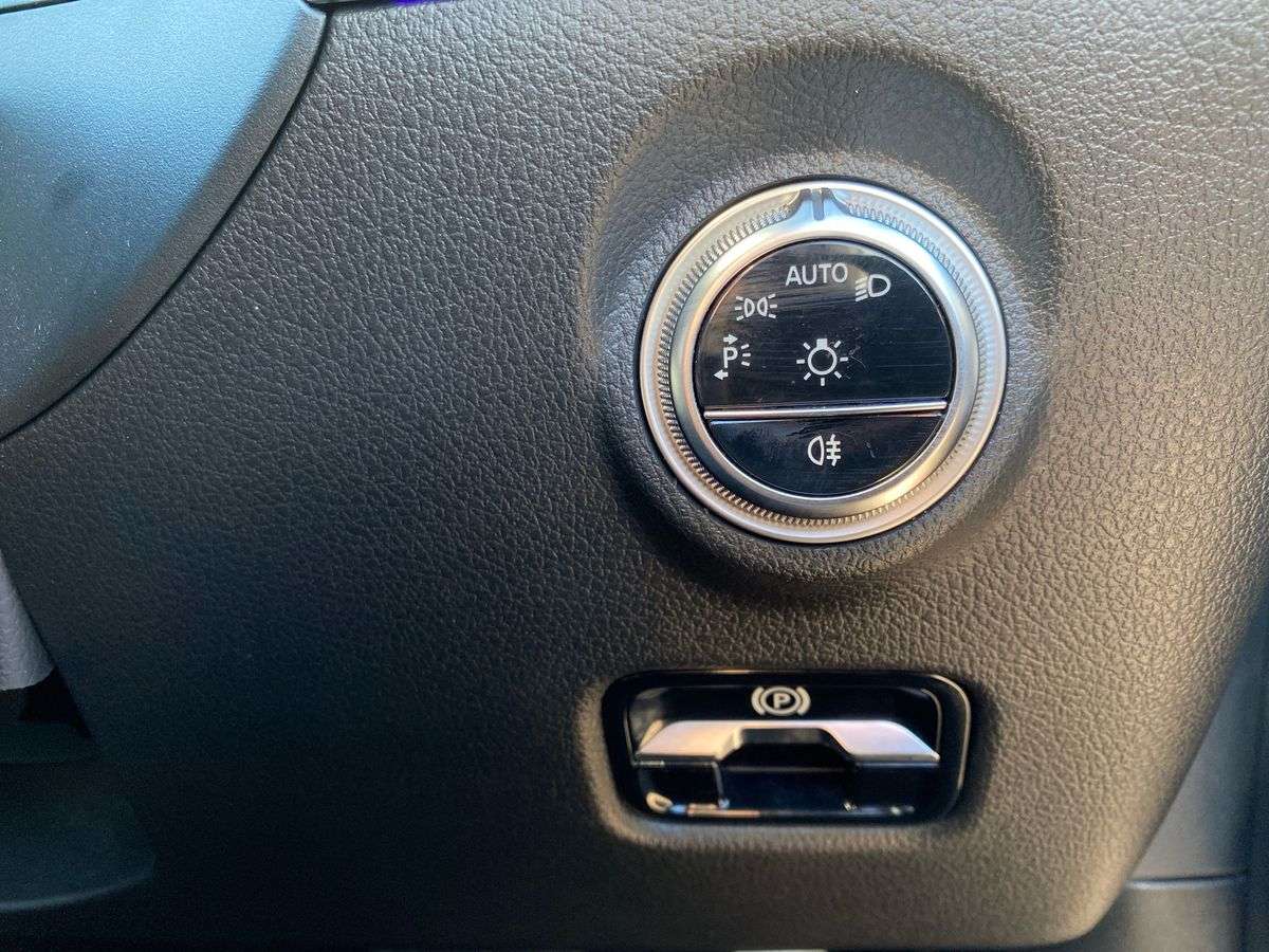 Used Mercedes-Benz C Class 2024 for sale - 78196028: Photo 22