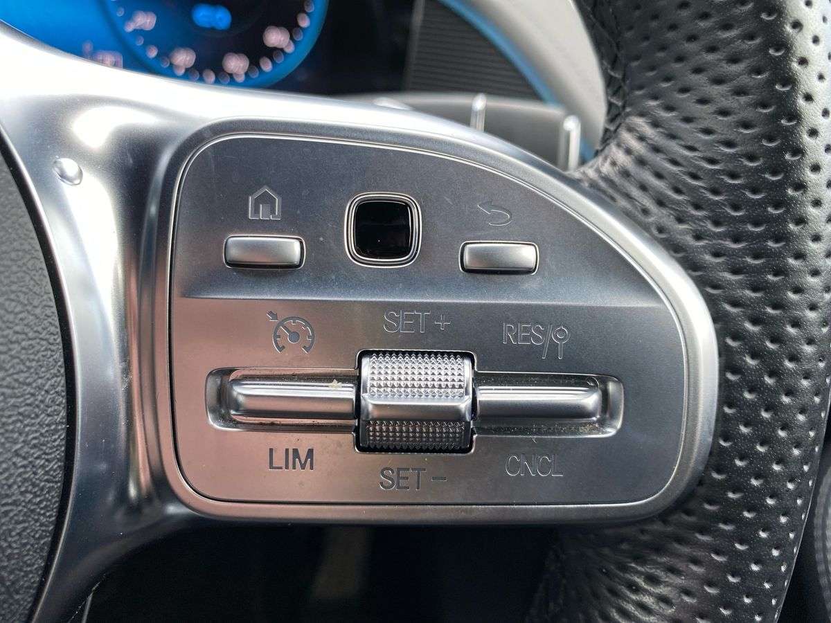 Used Mercedes-Benz EQC 2023 for sale - 78011652: Photo 27