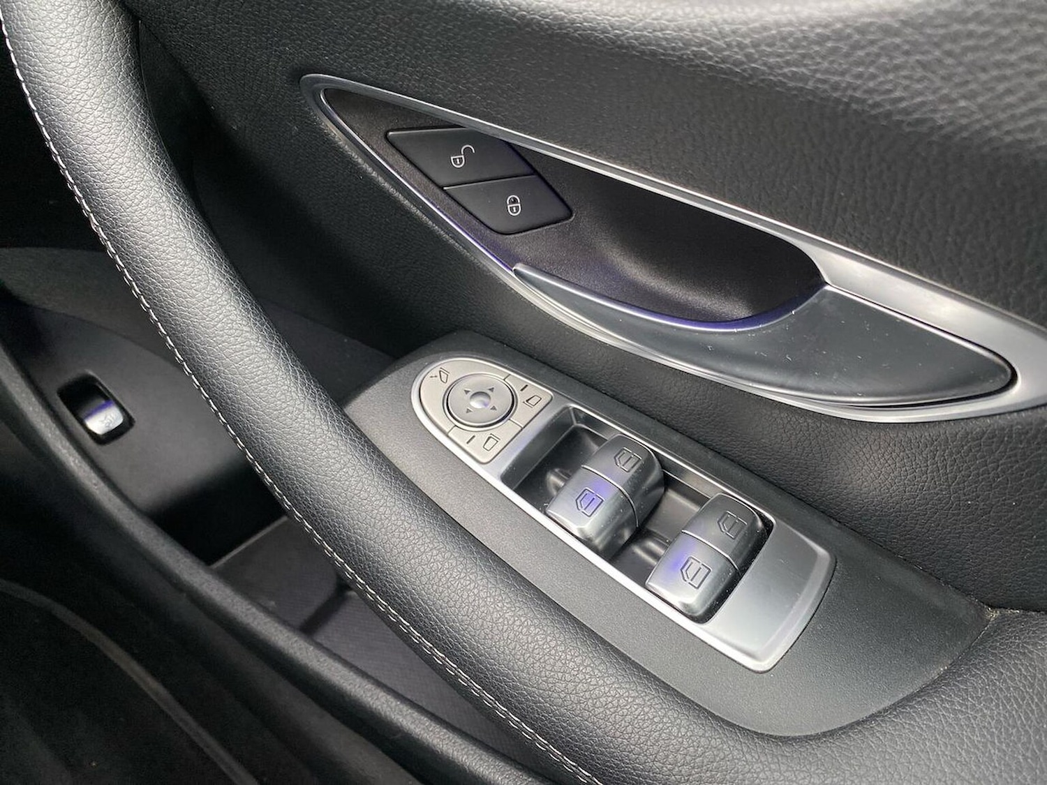 Used Mercedes-Benz E Class 2020 for sale - 76450570: Photo 21