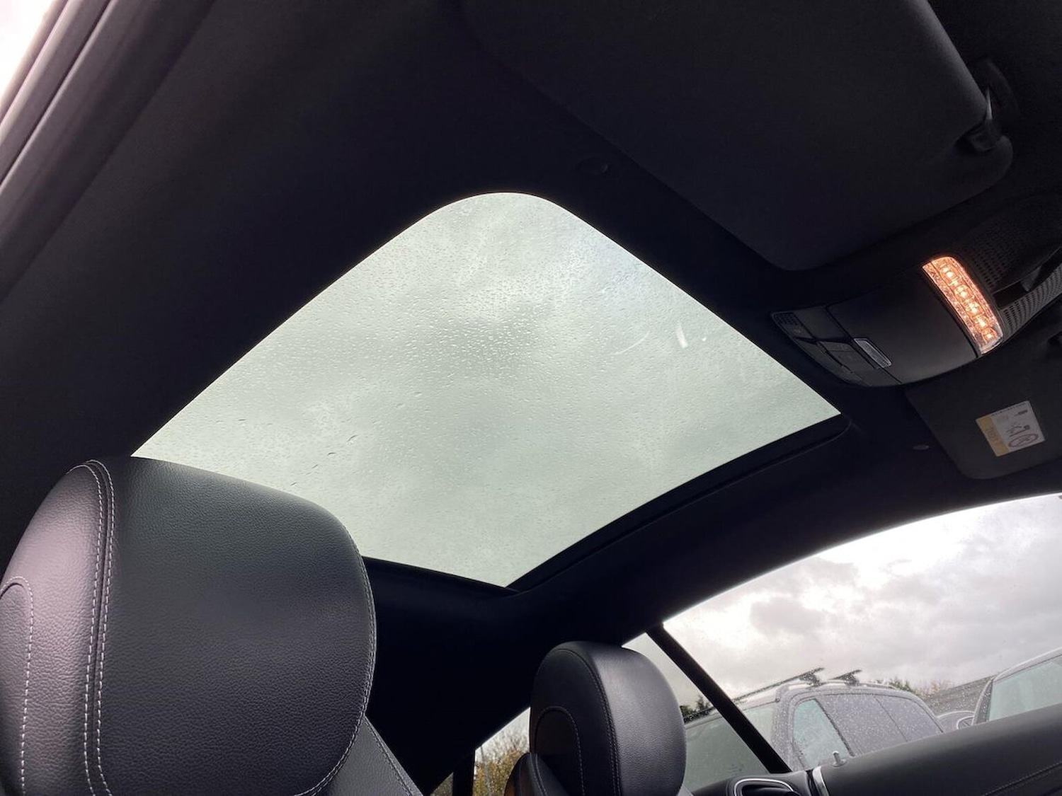 Used Mercedes-Benz E Class 2020 for sale - 76450570: Photo 41