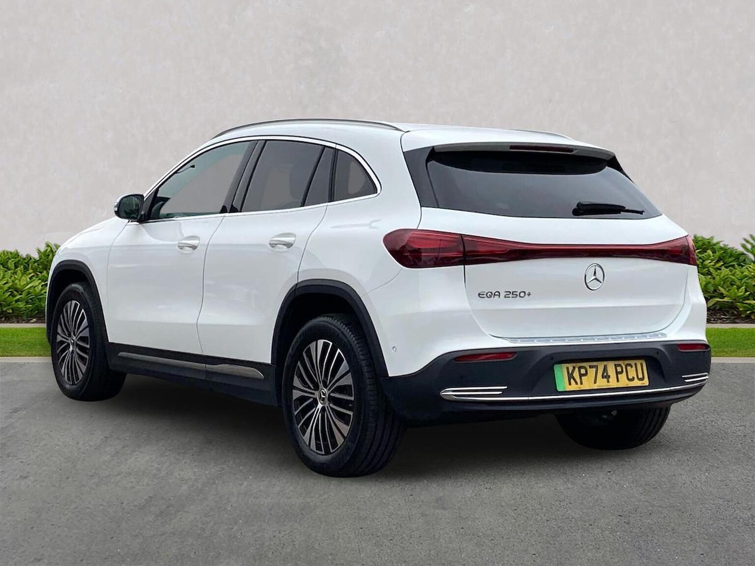 Used Mercedes-Benz EQA 2024 for sale - 77488252: Photo 2