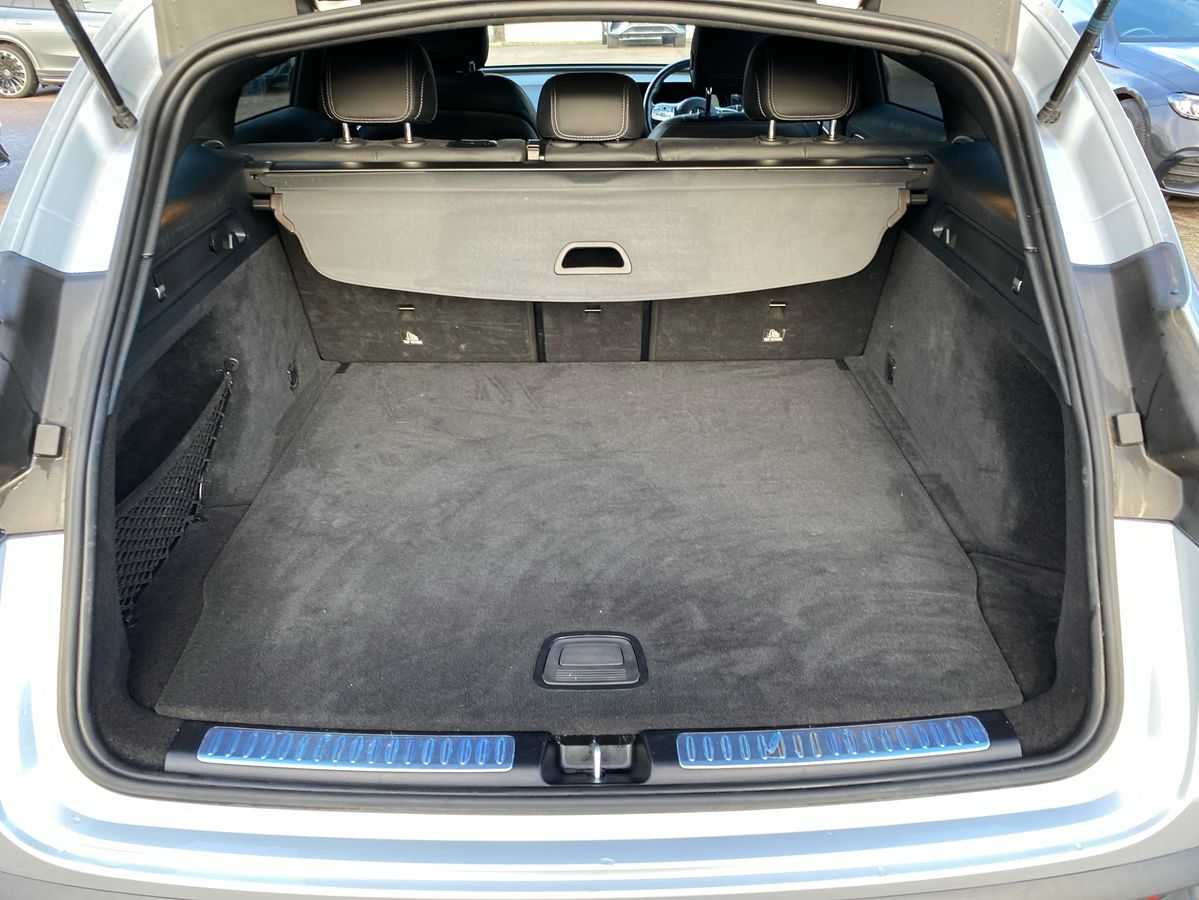 Used Mercedes-Benz EQC 2021 for sale - 77888637: Photo 17